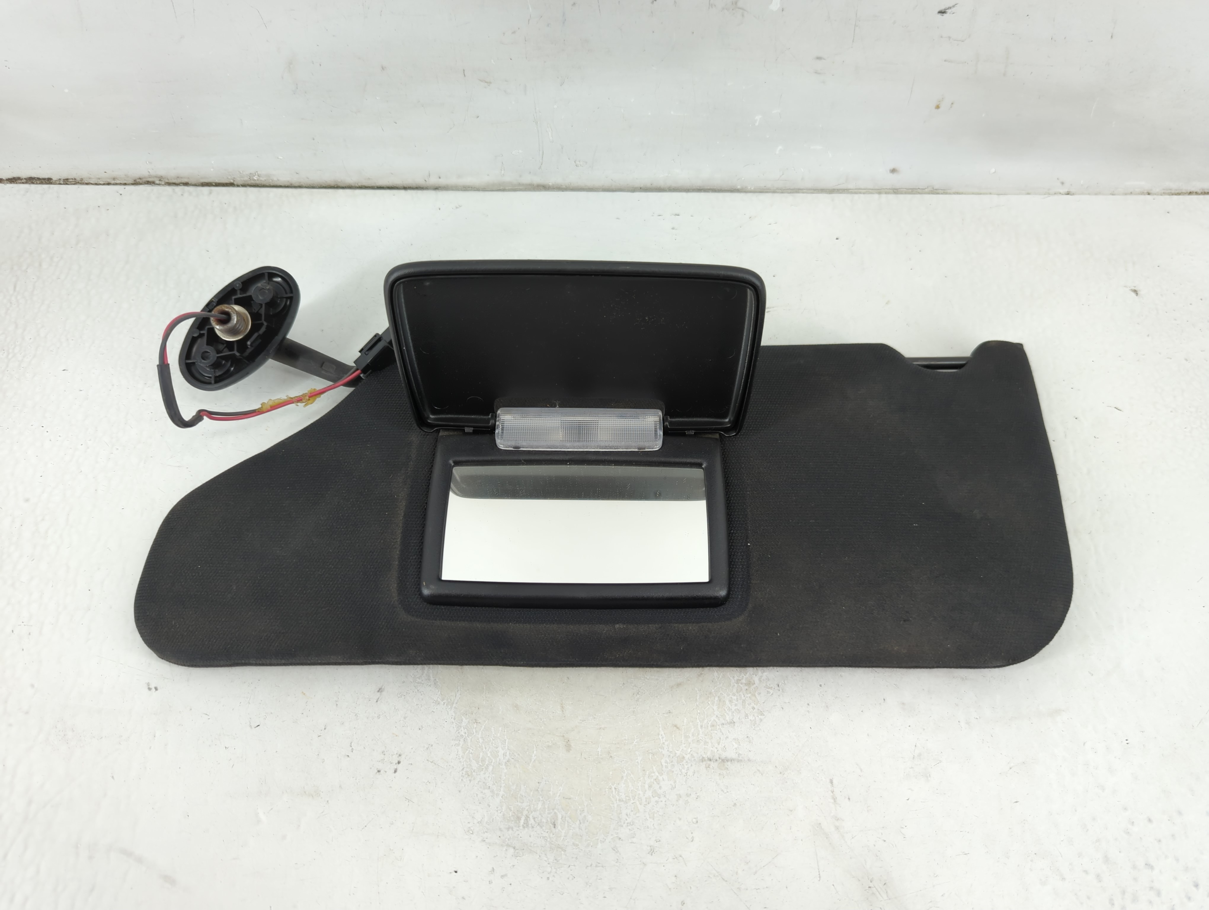 2011-2014 Chrysler 200 Driver Sun Visor Mirror Left Sunvisor Black 1037507 - Oemusedautoparts1.com