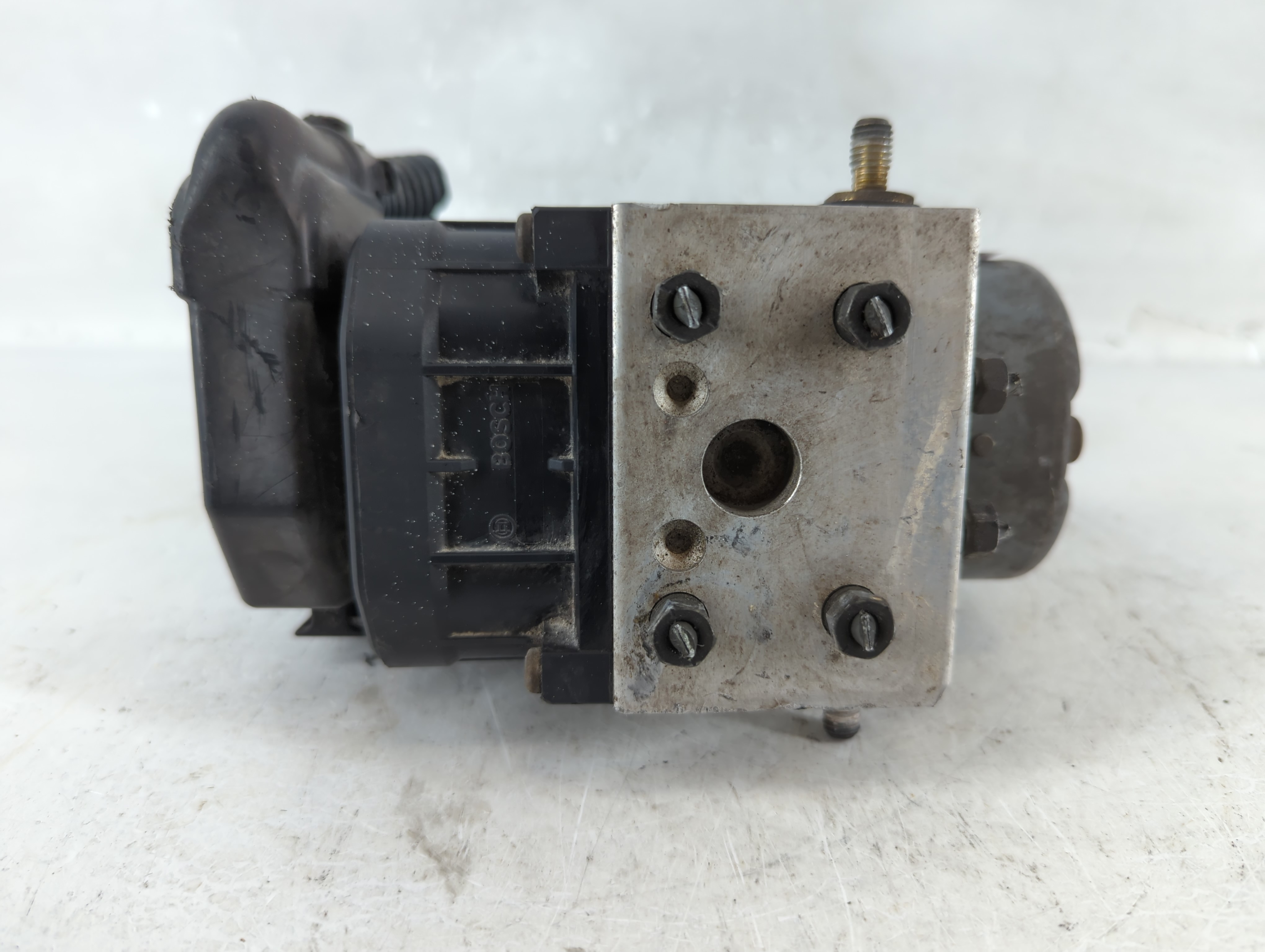 1997-2001 Toyota Camry Abs Pump Control Module 1037552 - Oemusedautoparts1.com