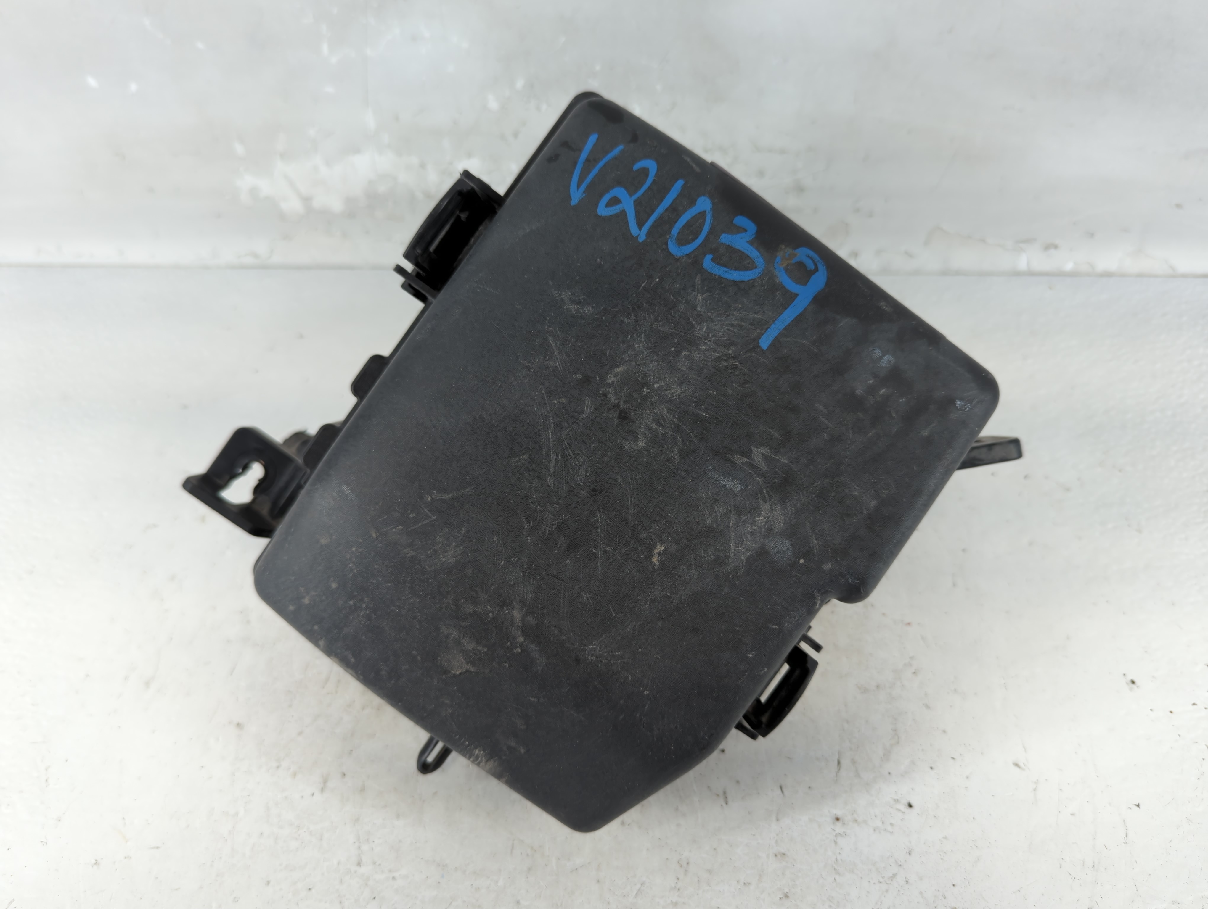 Picture of 2014-2015 Kia Optima Fusebox Fuse Box Relay Module 91955-2t740qqk 1037573