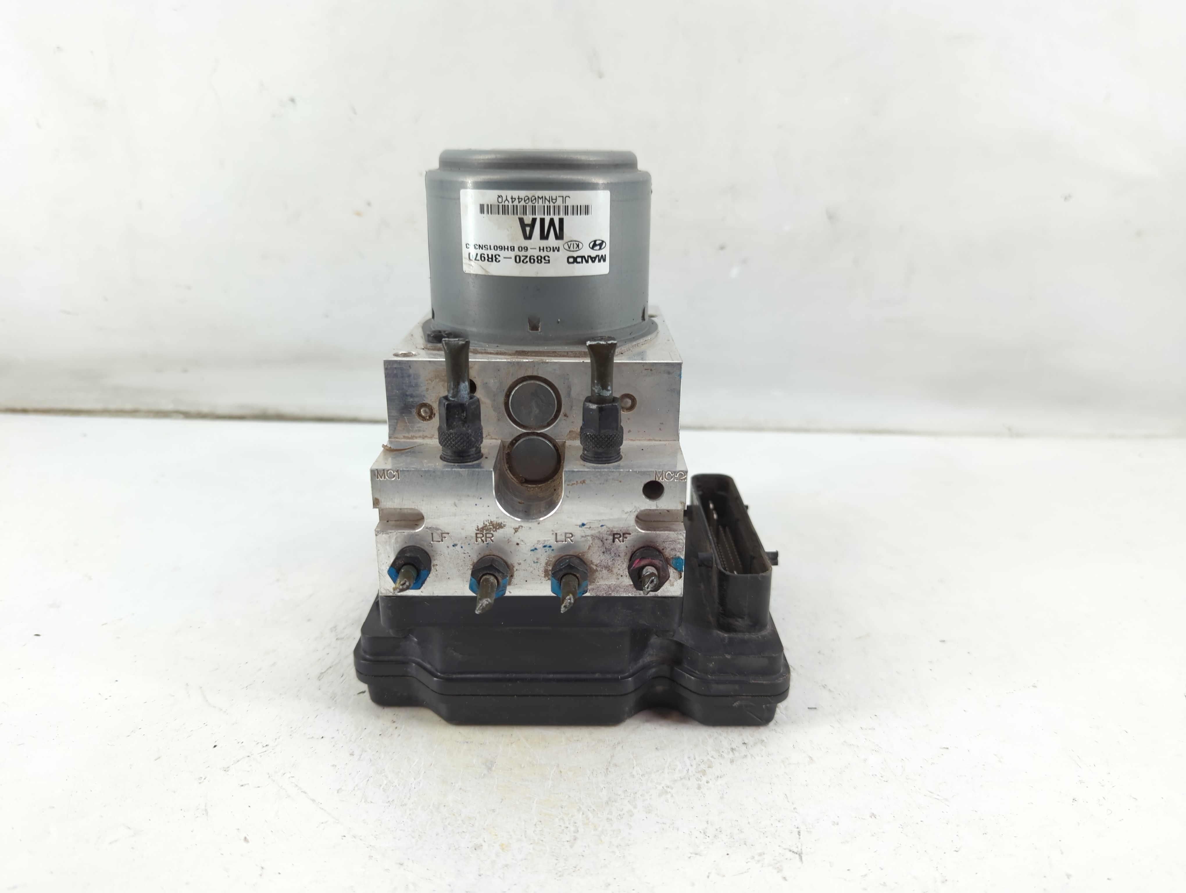 Picture of 2014-2016 Kia Cadenza Abs Pump Control Module 1037587