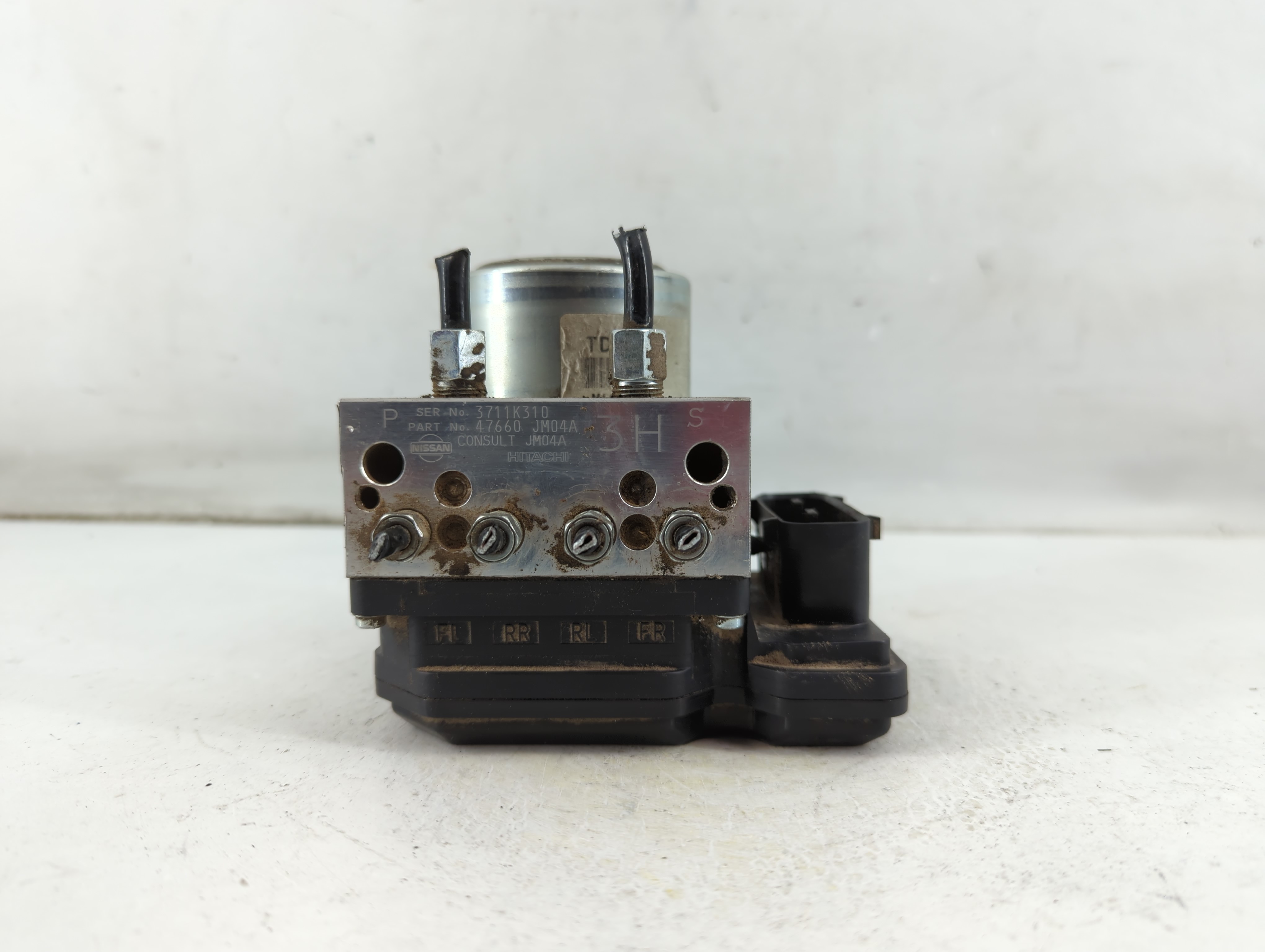 2012-2015 Nissan Rogue Abs Pump Control Module 1037600 - Oemusedautoparts1.com
