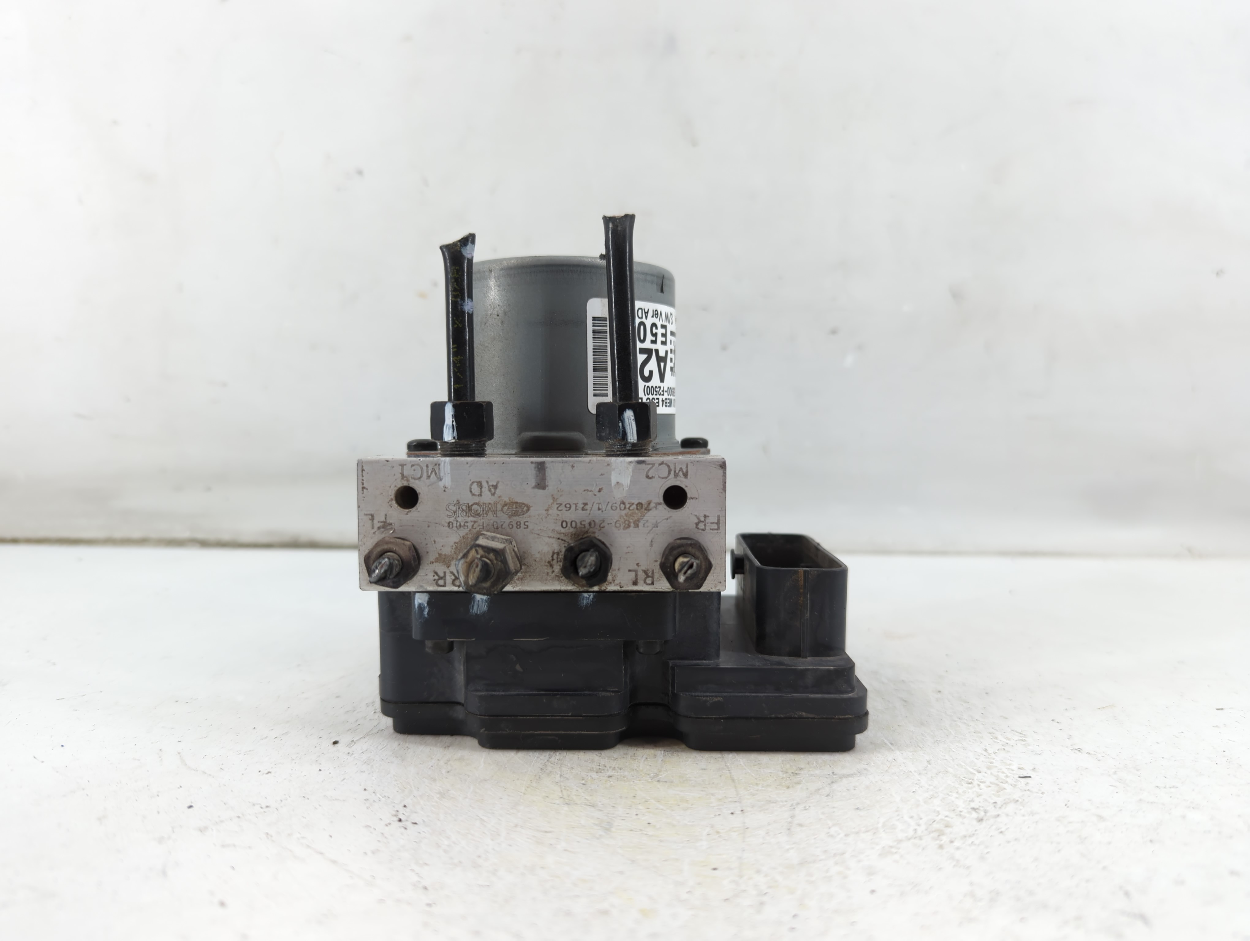 2017-2019 Hyundai Elantra Abs Pump Control Module 1037601 - Oemusedautoparts1.com