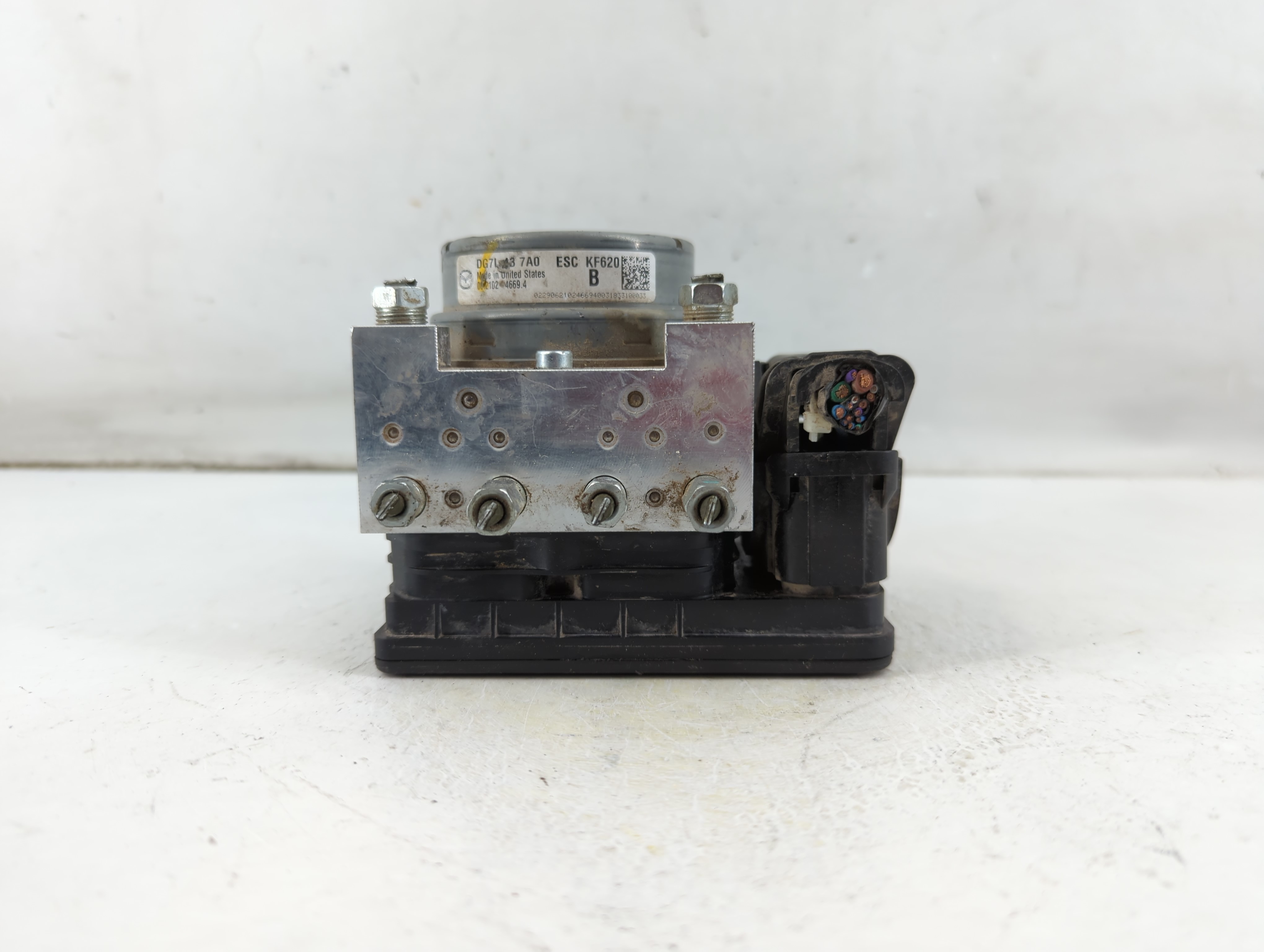 2018-2020 Toyota Yaris Abs Pump Control Module 1037604 - Oemusedautoparts1.com