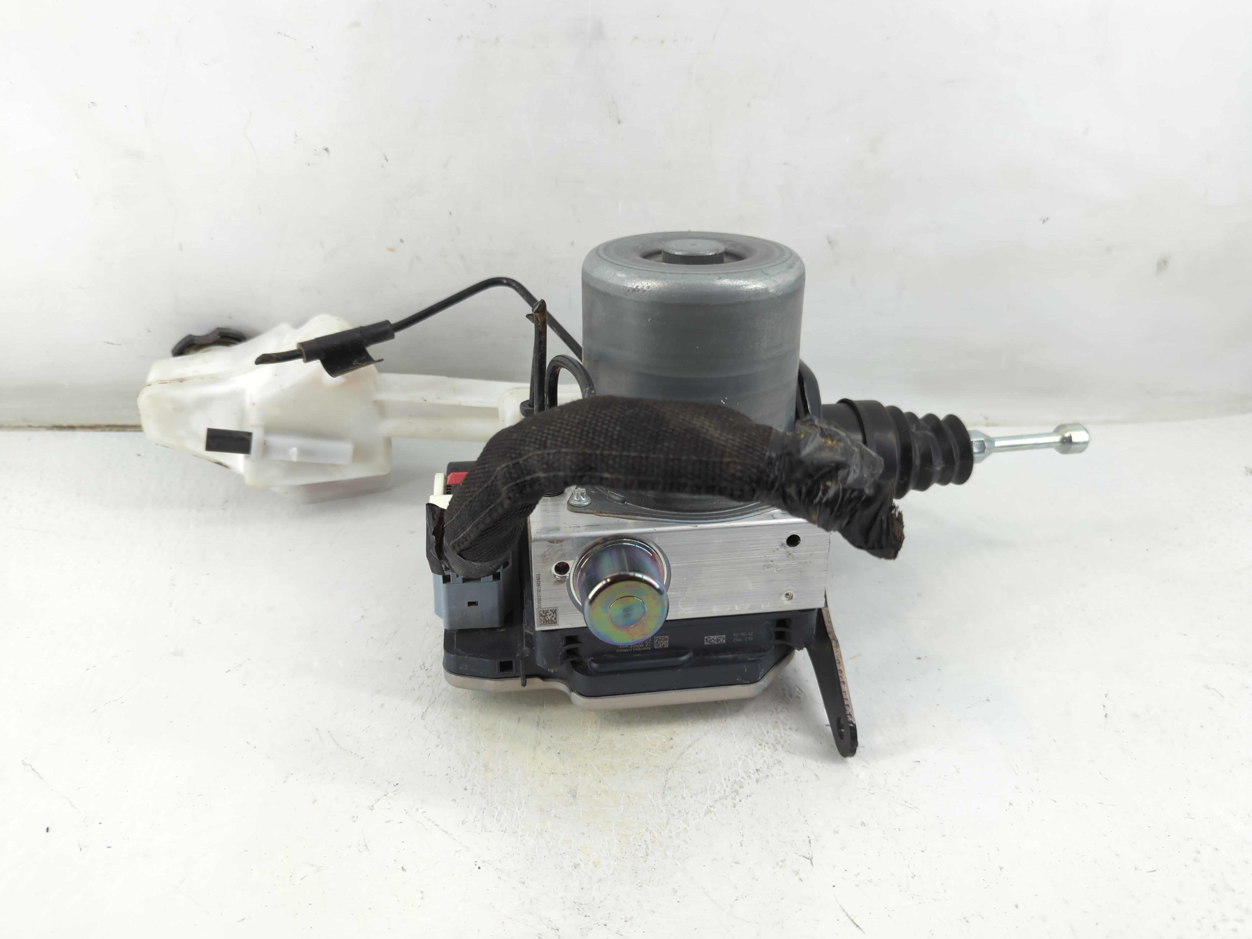 2024 Chevrolet Malibu Abs Pump Control Module 1037609 - Oemusedautoparts1.com