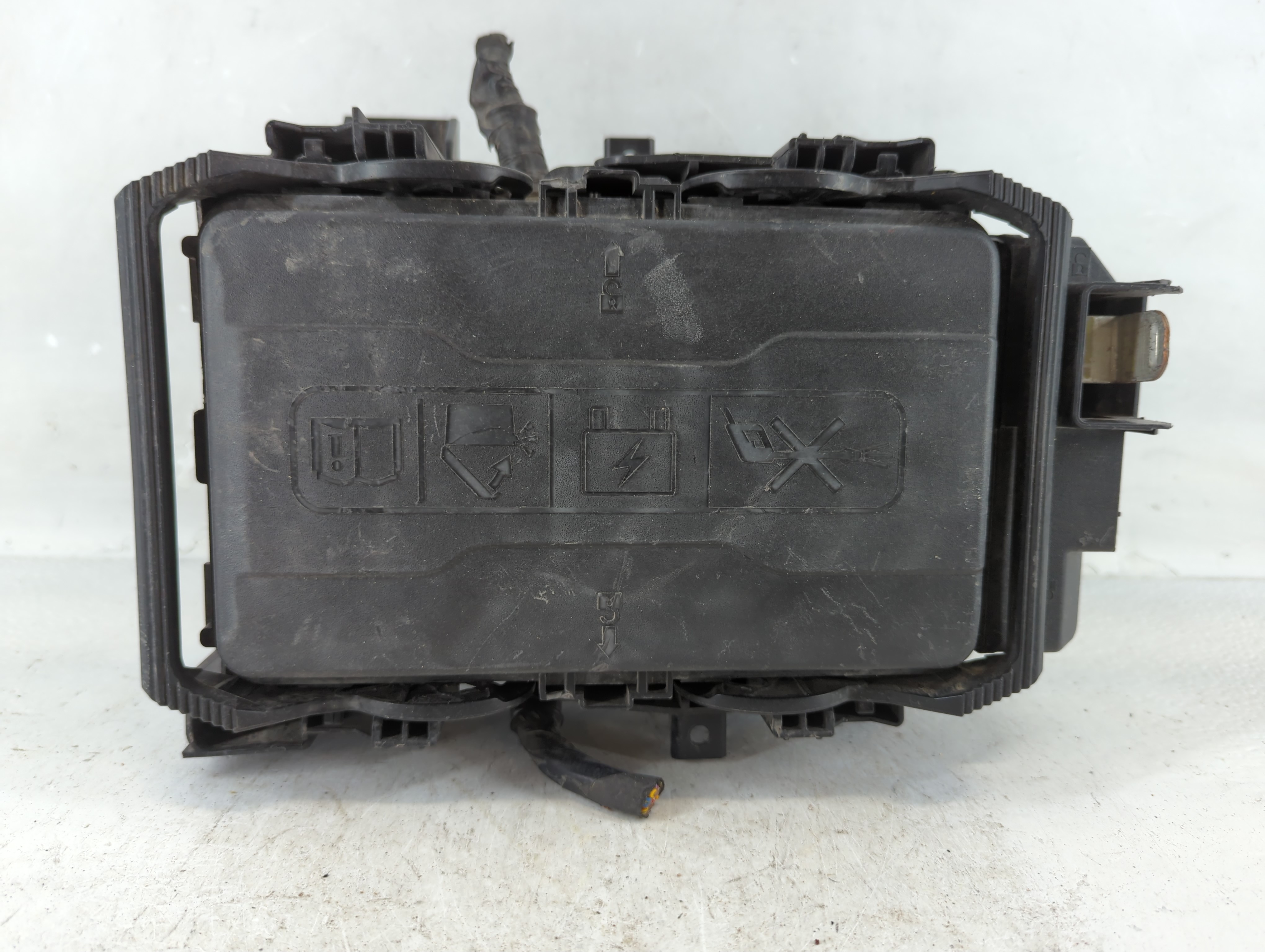 2024 Chevrolet Malibu Fusebox Fuse Box Relay Module 85114017 1037630 - Oemusedautoparts1.com