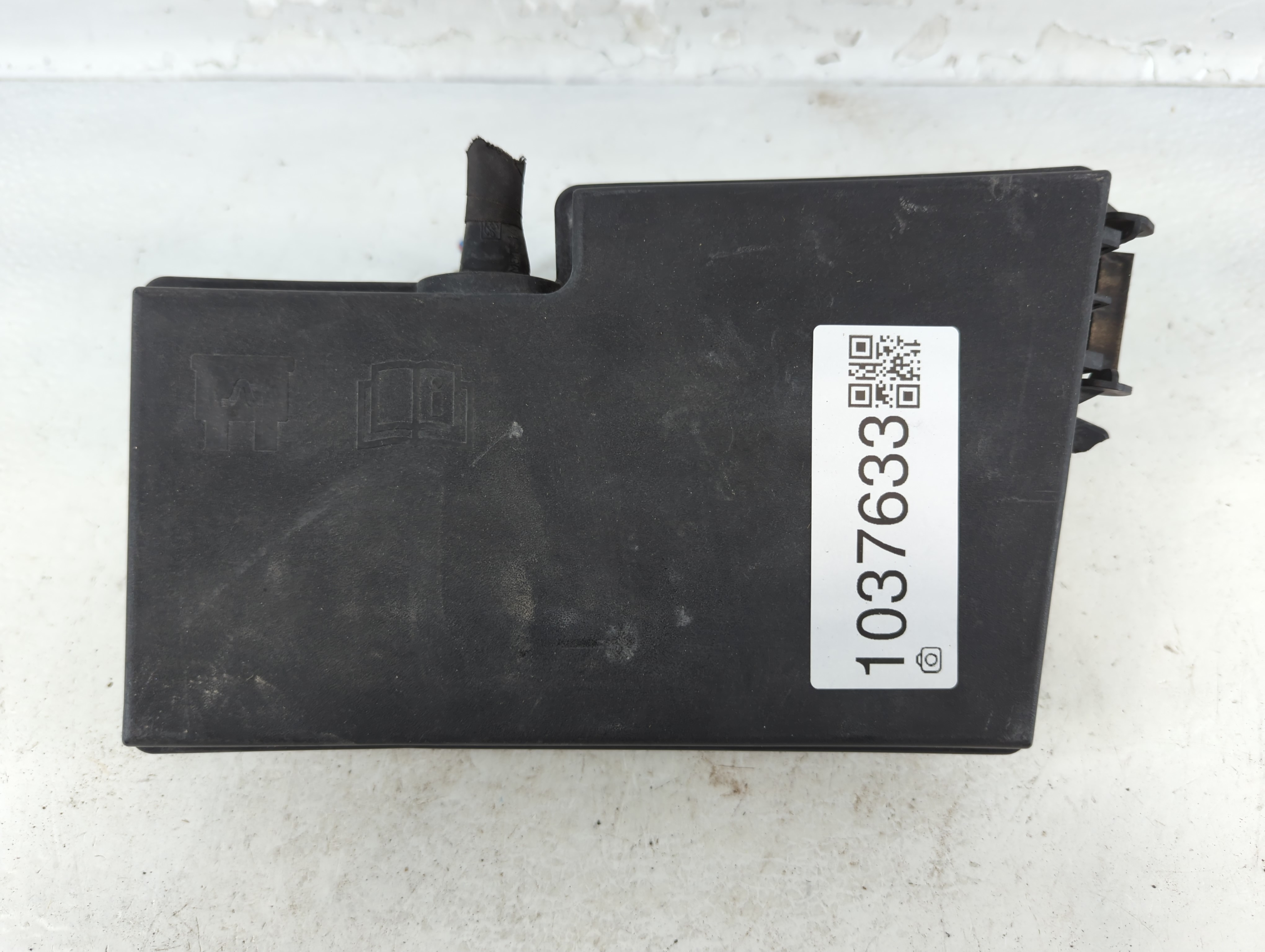 2012-2014 Ford Focus Fusebox Fuse Box Relay Module Av6t-14a067-ac 1037633 - Oemusedautoparts1.com