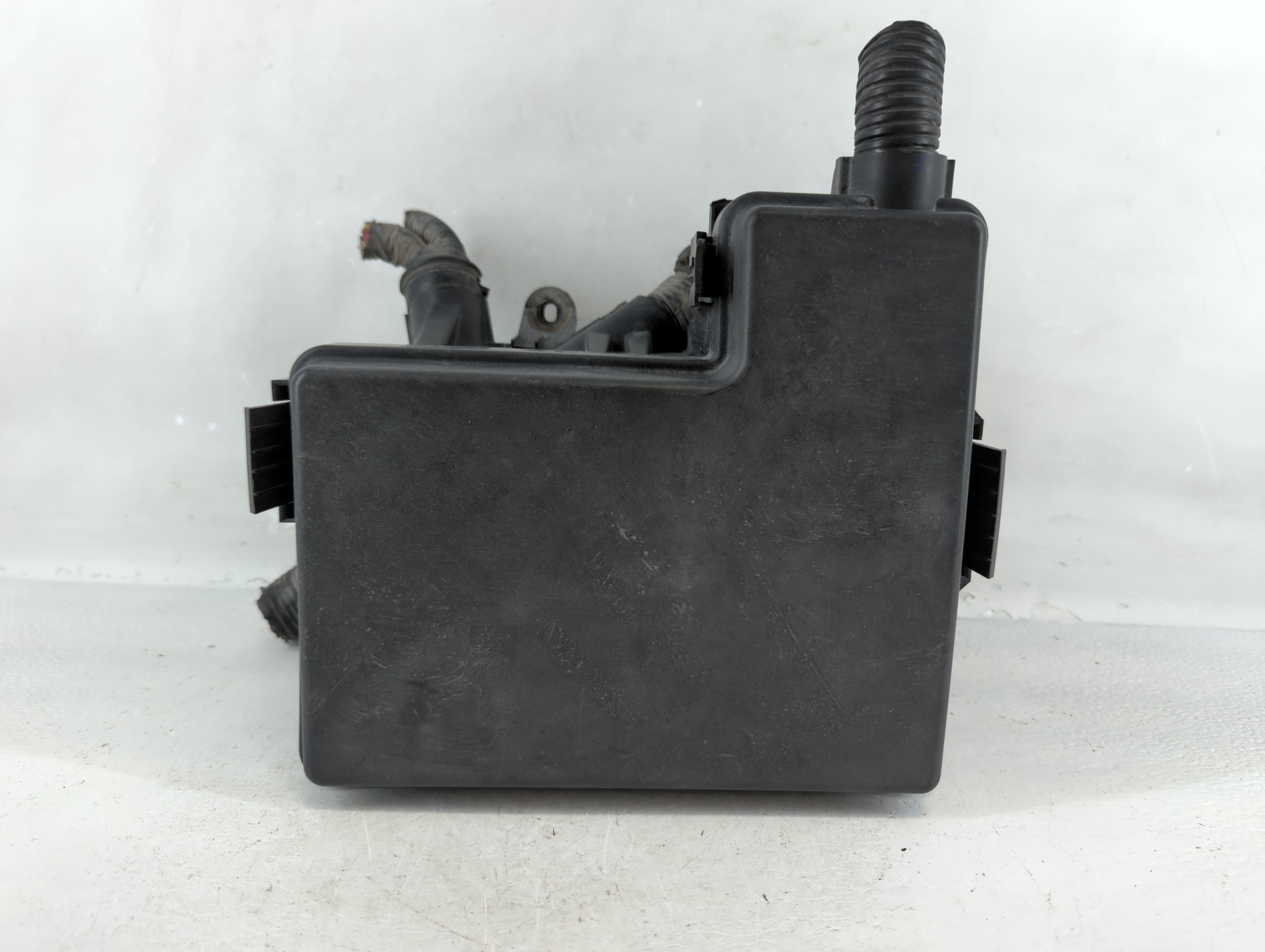 2014-2019 Infiniti Qx80 Fusebox Fuse Box Relay Module 24382 1v80a 1037655 - Oemusedautoparts1.com