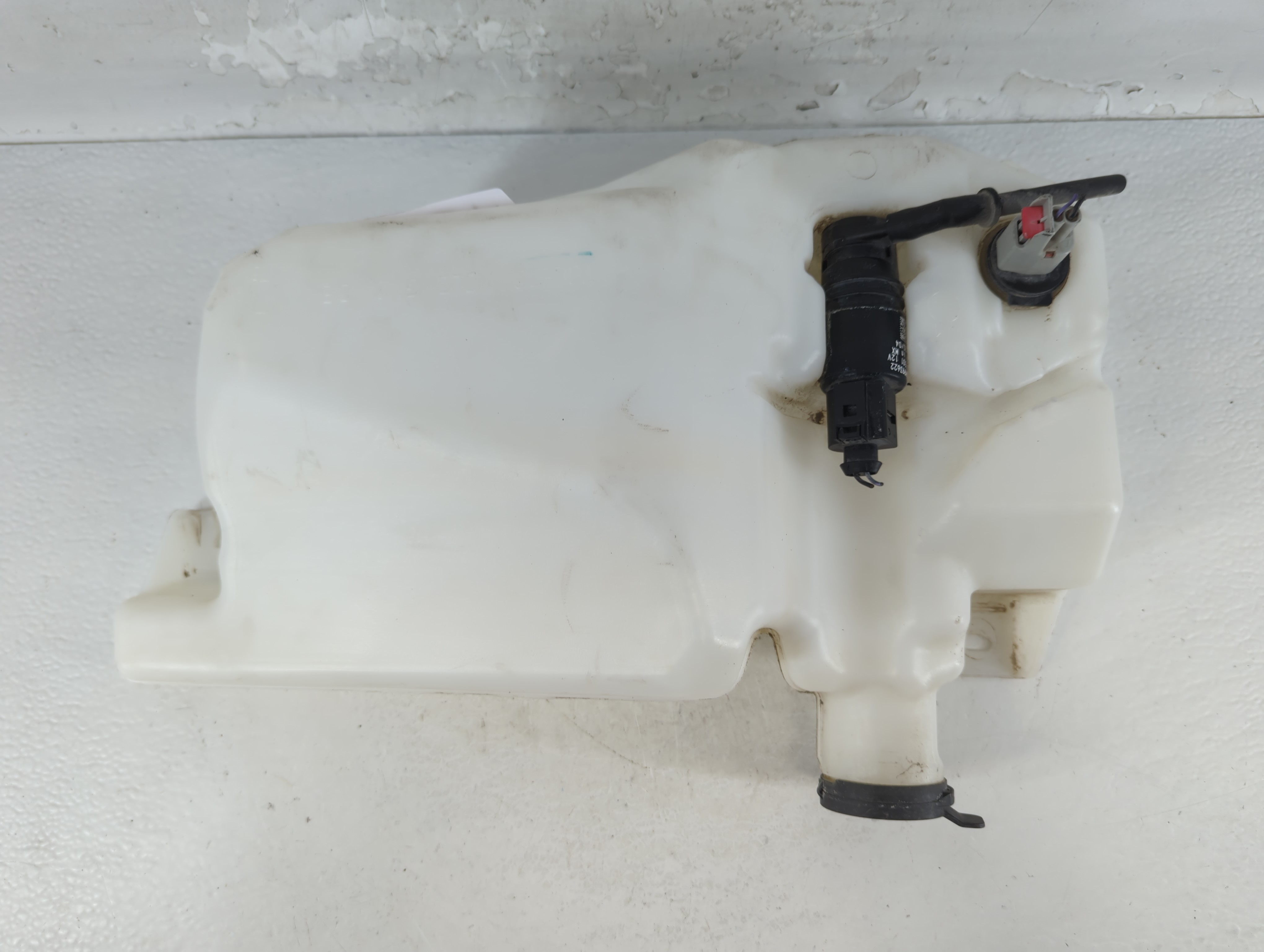 2019 Chevrolet Silverado 1500 Windshield Washer Fluid Reservoir Bottle Oem 1037665 - Oemusedautoparts1.com