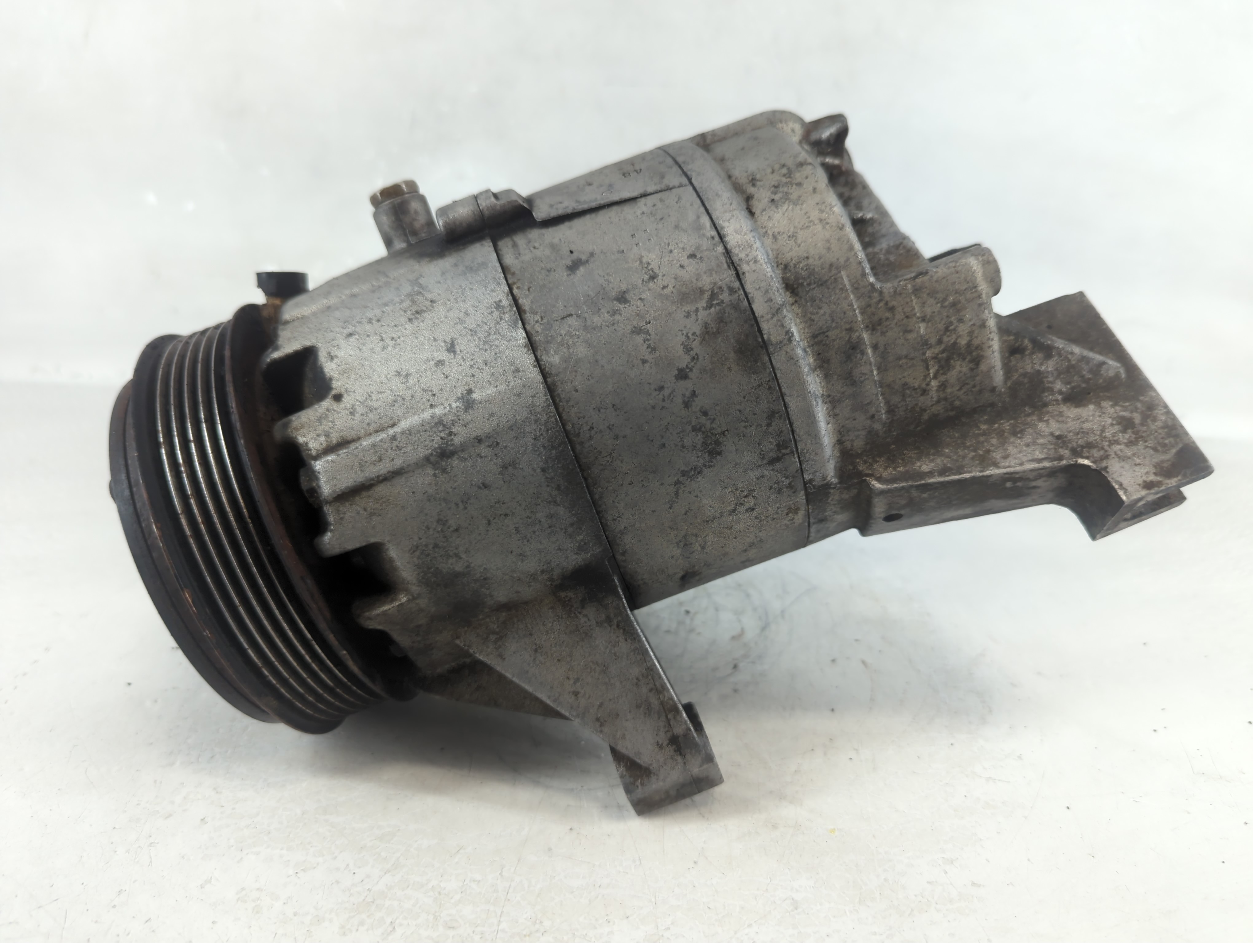 2004-2005 Chevrolet Impala Air Conditioning A/c Ac Compressor Oem 1037673 - Oemusedautoparts1.com
