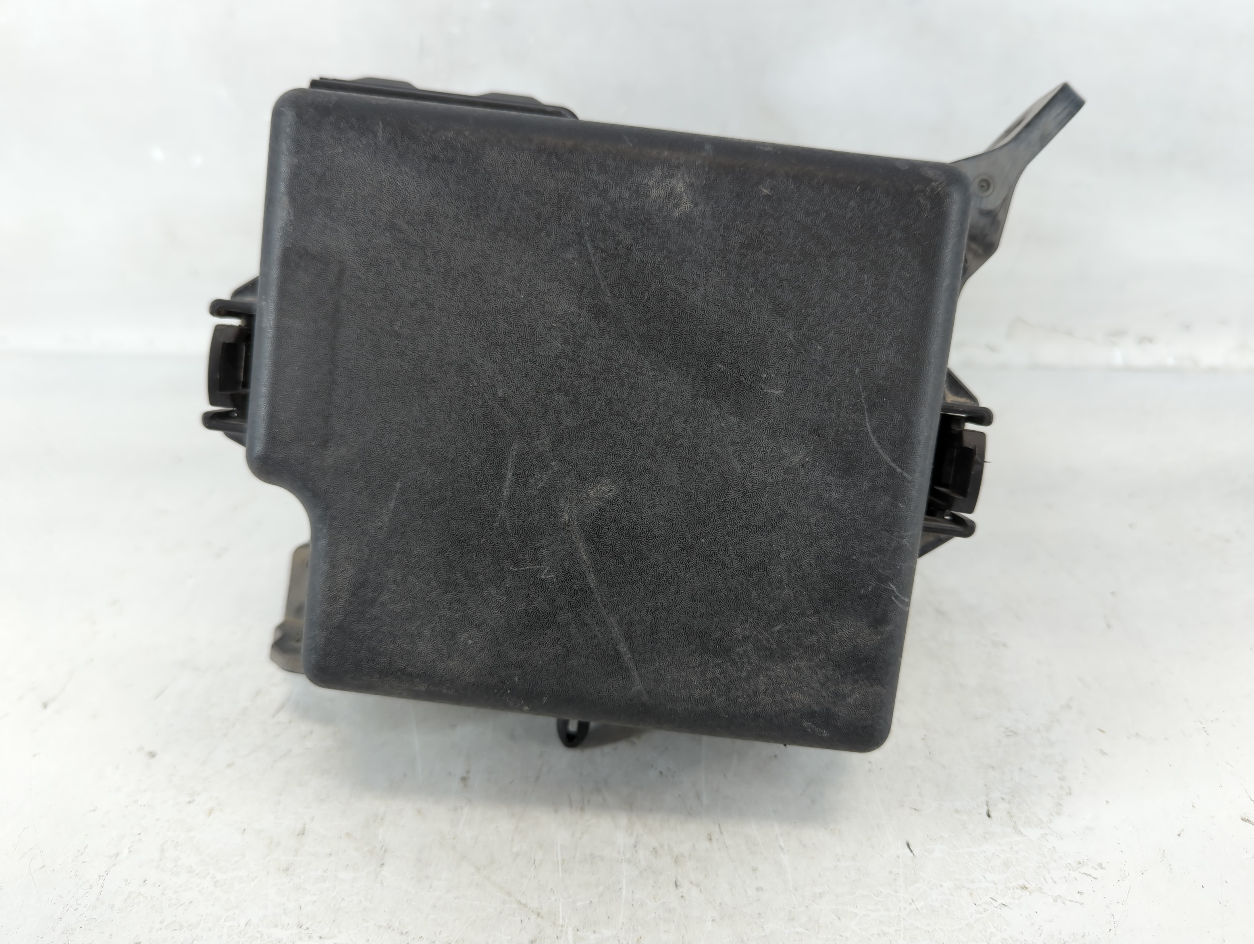 2017-2019 Kia Soul Fusebox Fuse Box Relay Module 91950-b2350 1037722 - Oemusedautoparts1.com