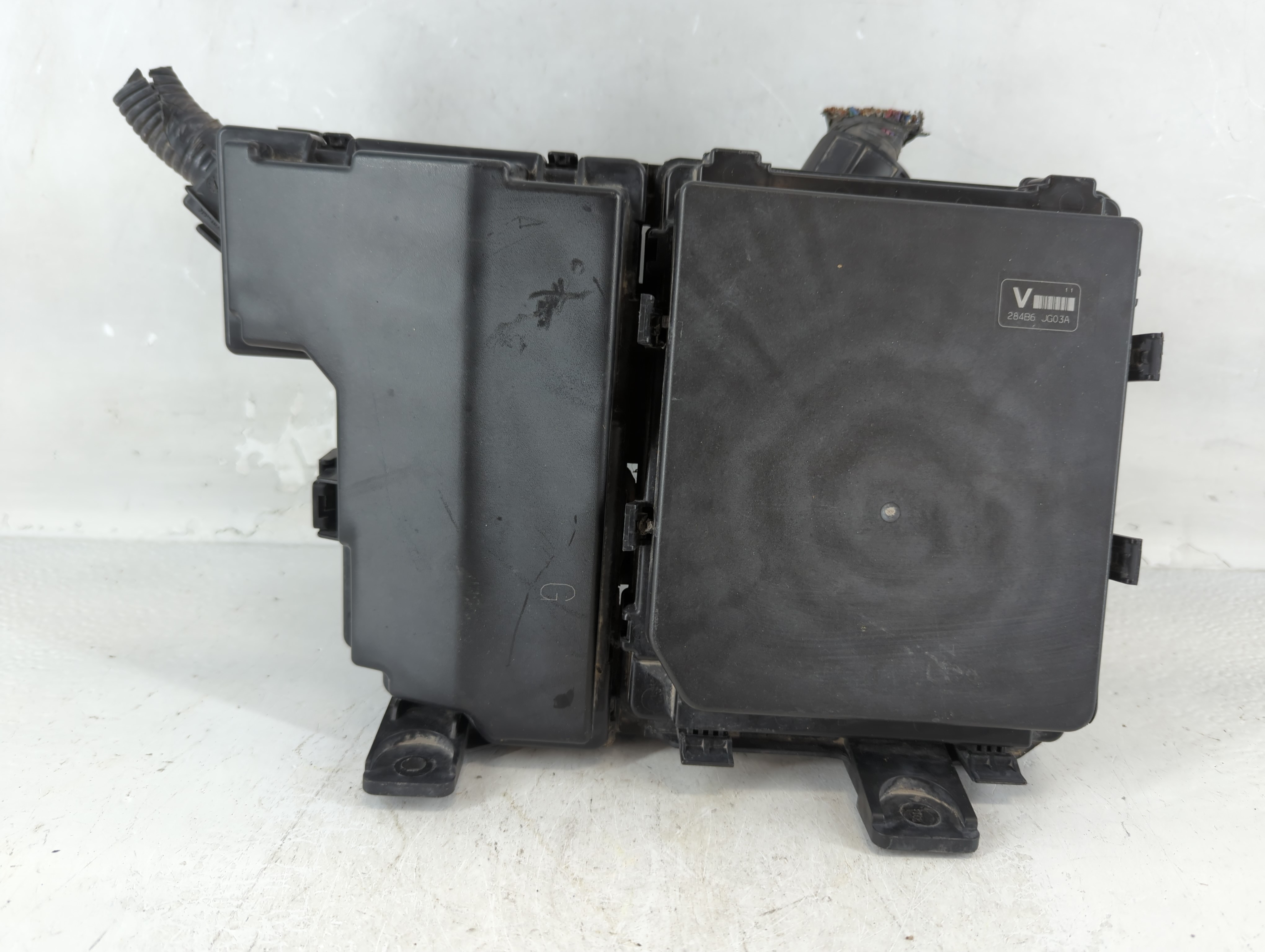 2012-2015 Nissan Rogue Fusebox Fuse Box Relay Module 284b6 Jg03a 1037725 - Oemusedautoparts1.com