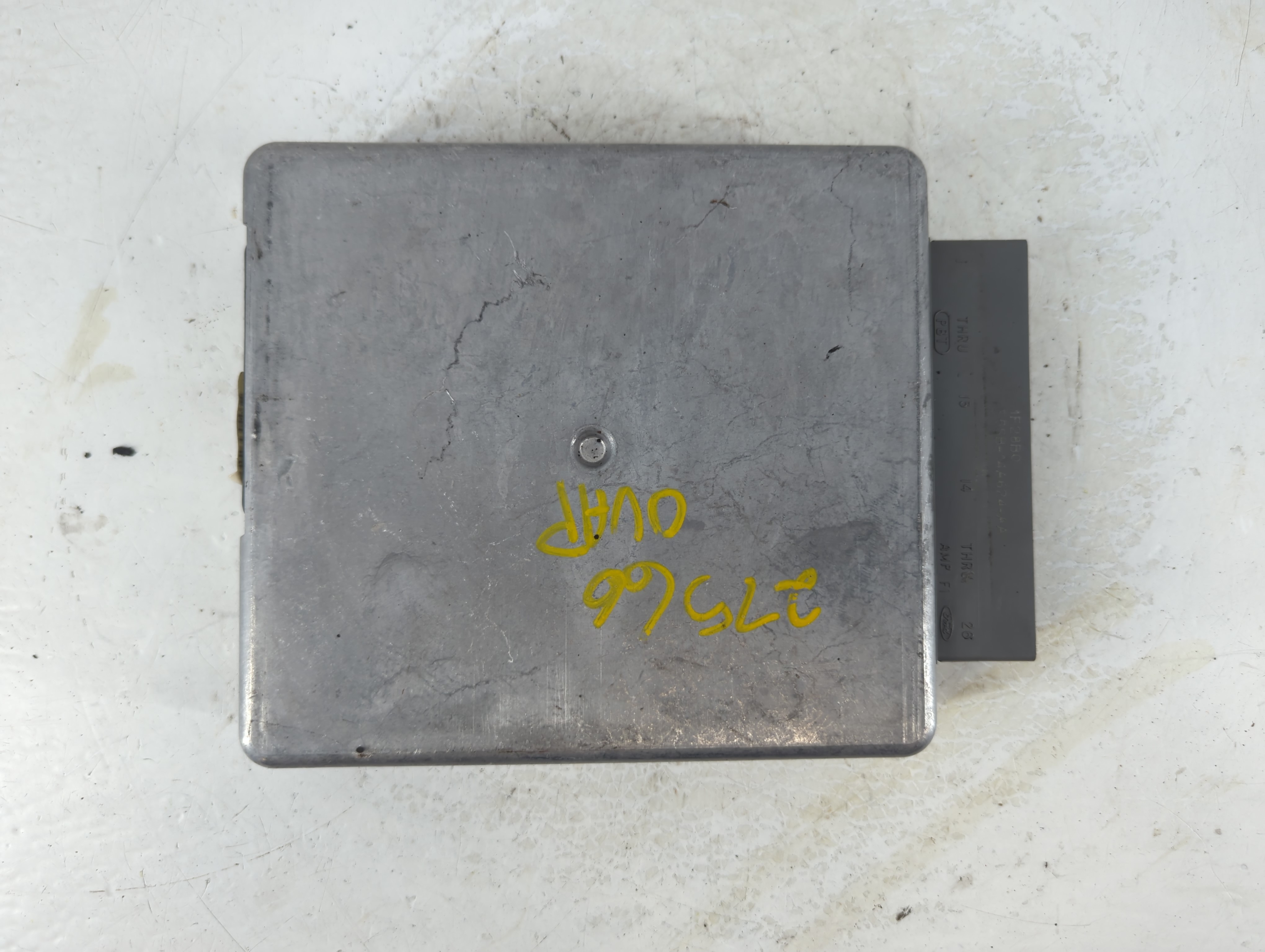 2001-2002 Ford Escape Engine Control Computer Ecu Pcm Ecm Pcu Oem 1046650 - Oemusedautoparts1.com