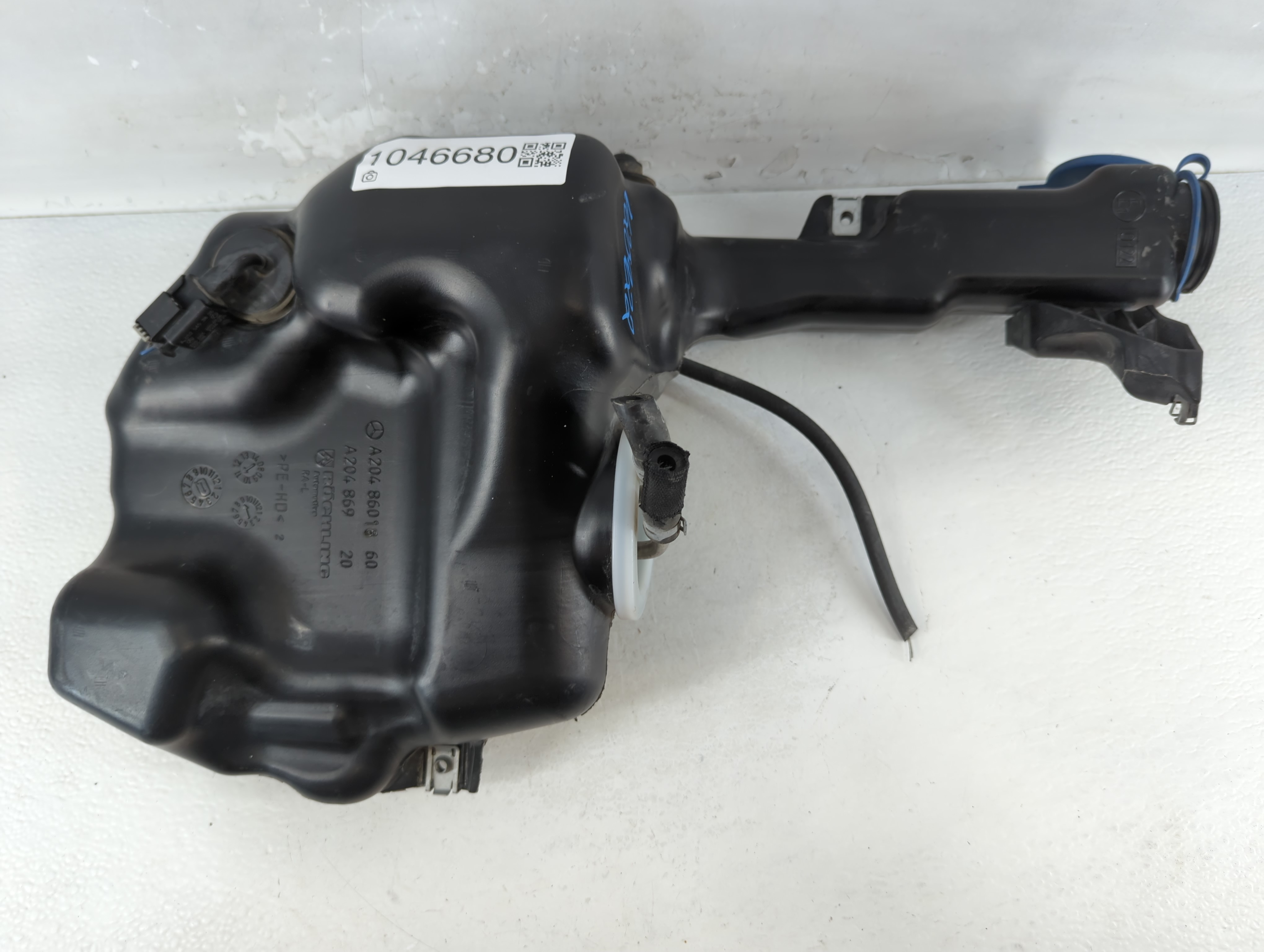 2010 Mercedes-benz C250 Windshield Washer Fluid Reservoir Bottle Oem 1046680 - Oemusedautoparts1.com