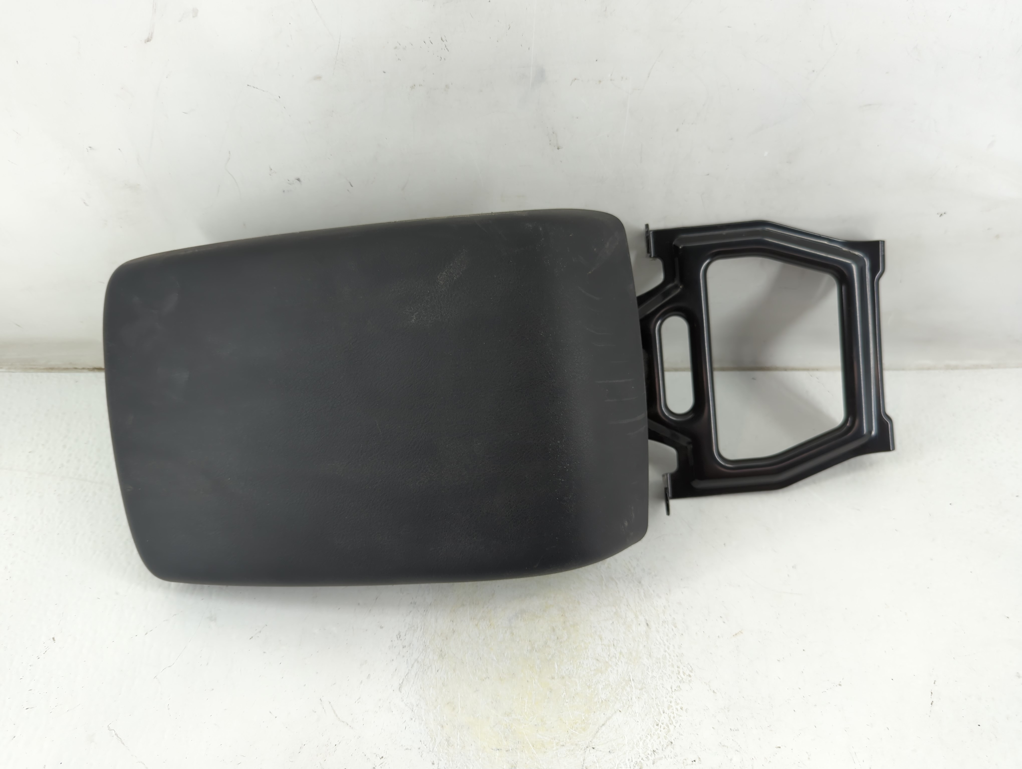 Picture of 2024 Mazda Cx-5 Center Console Armrest Cover Lid Black 1046690