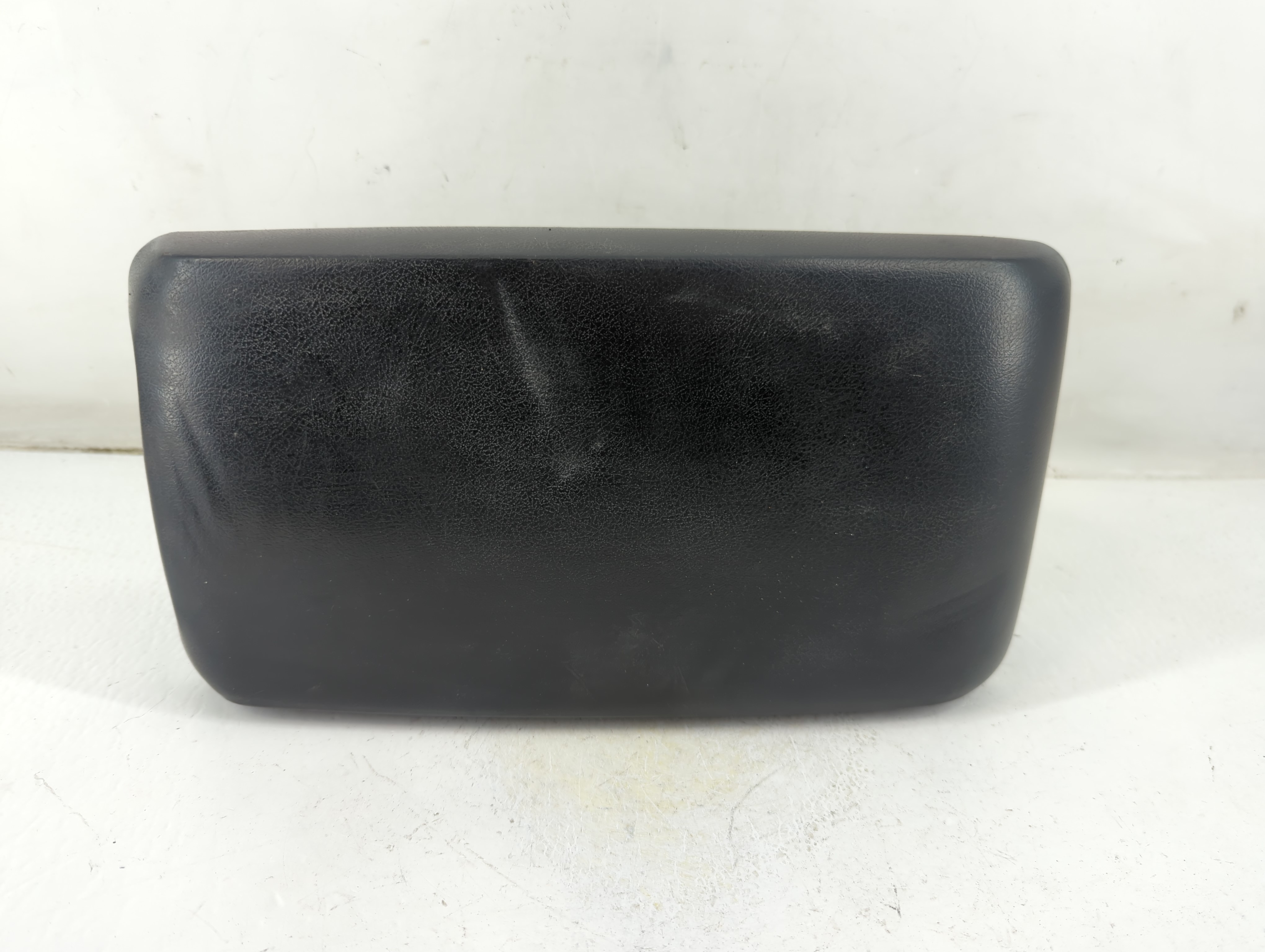 2016 Toyota Camry Center Console Armrest Cover Lid Black 1046693 - Oemusedautoparts1.com