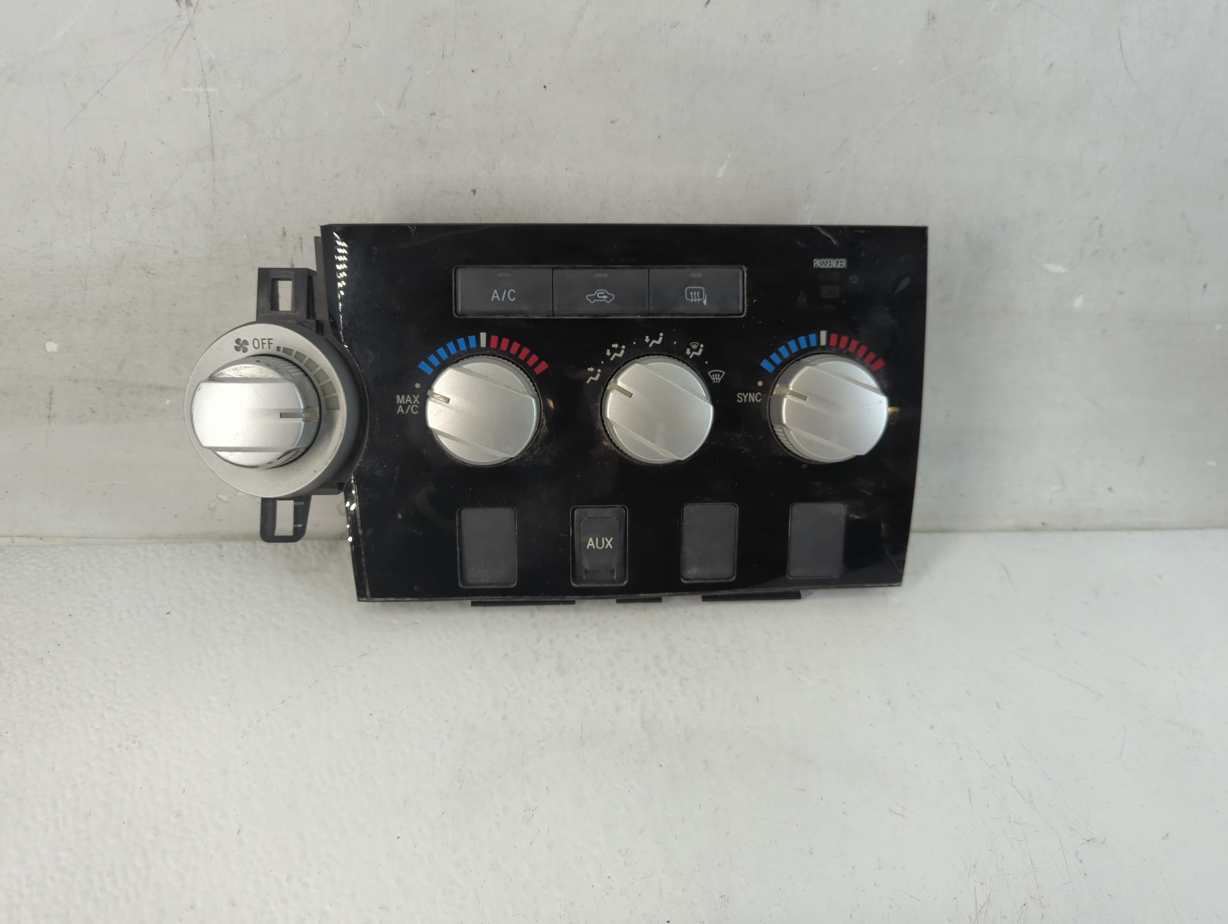 2007-2007 Toyota Tundra Ac Heater Climate Control 84010-0ca00 1046722 - Oemusedautoparts1.com