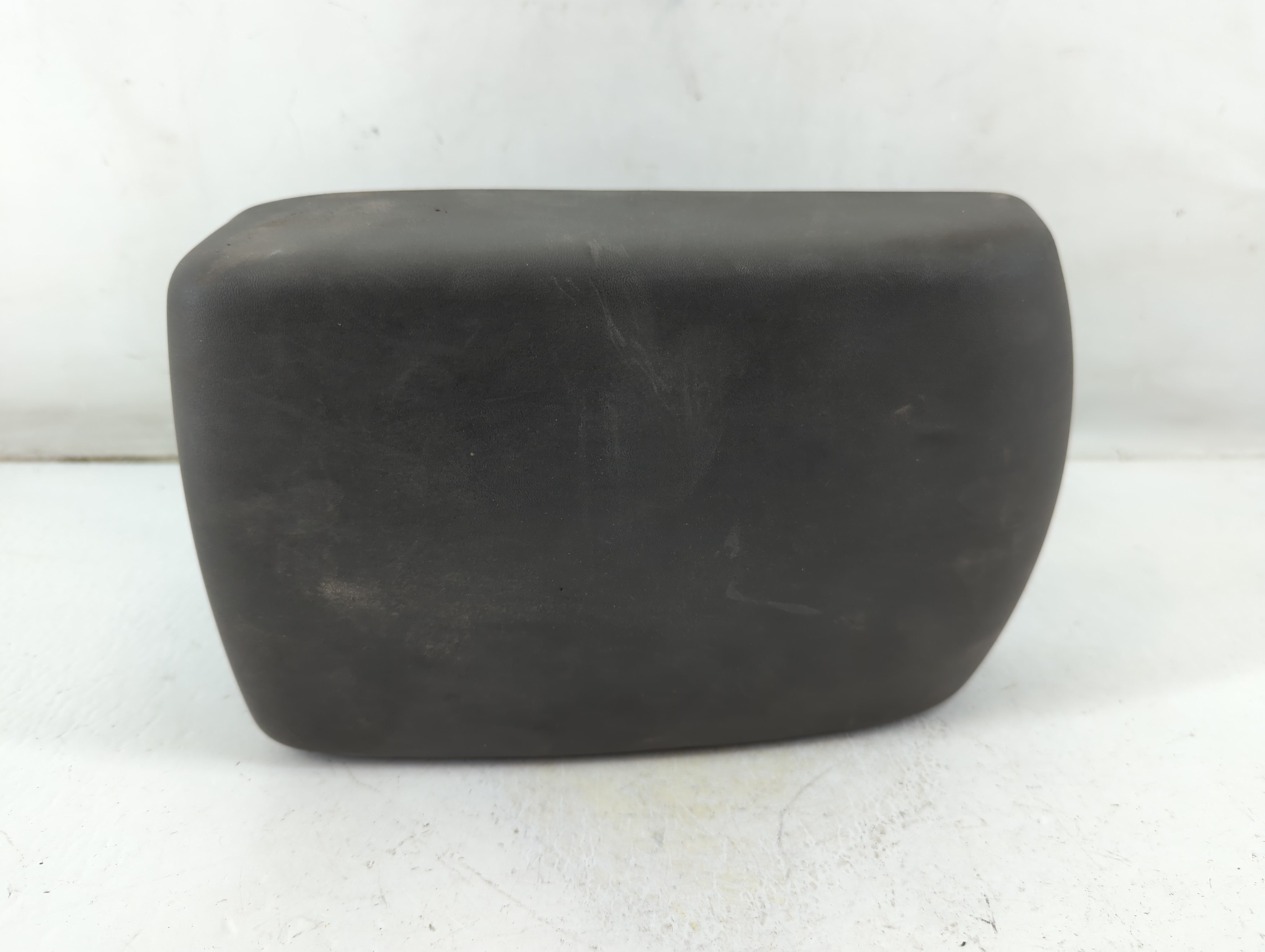 2007 Nissan Sentra Center Console Armrest Cover Lid Black 1046730 - Oemusedautoparts1.com
