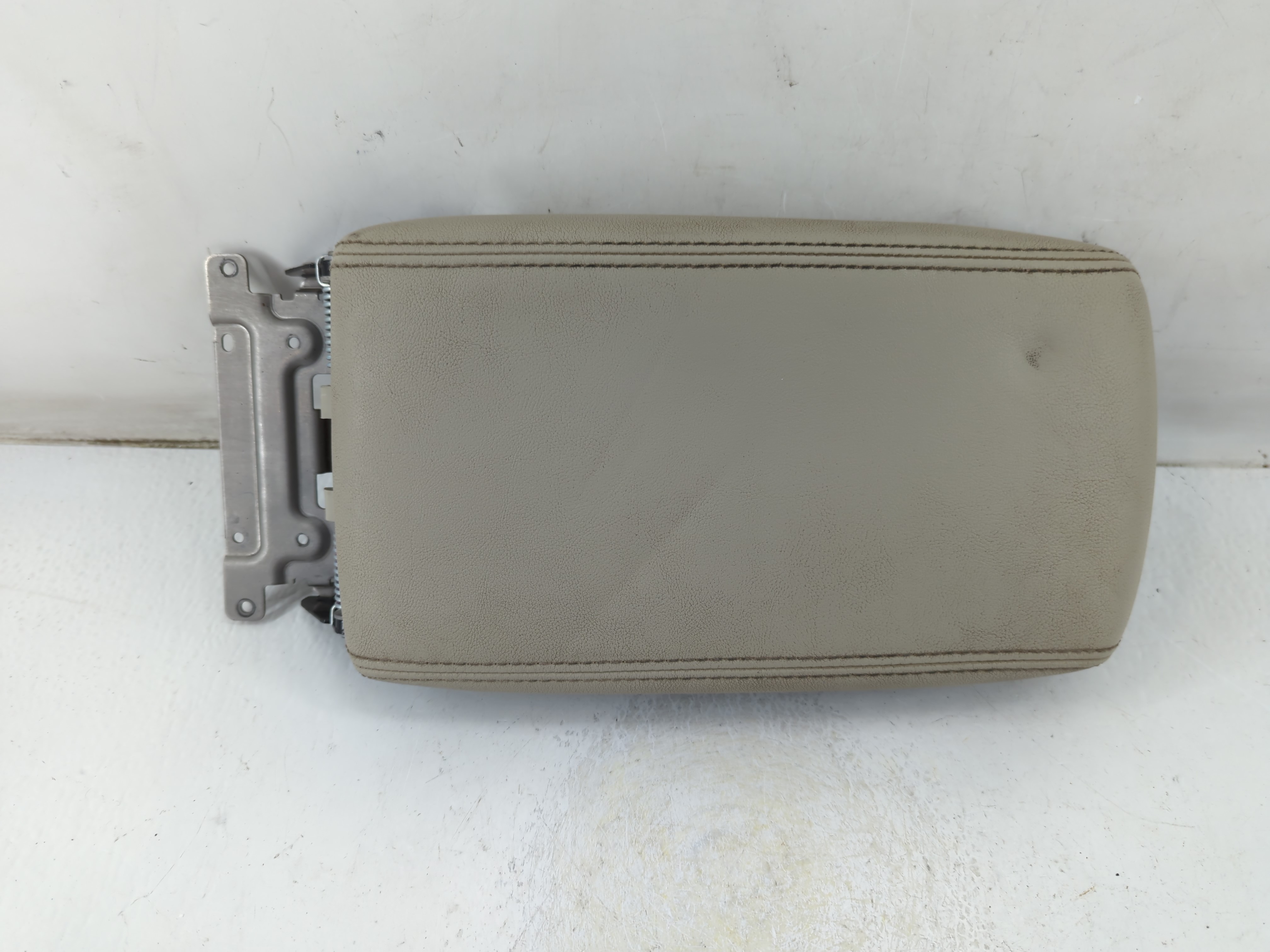Picture of 2014 Subaru Legacy Center Console Armrest Cover Lid Dark Gray 1046776
