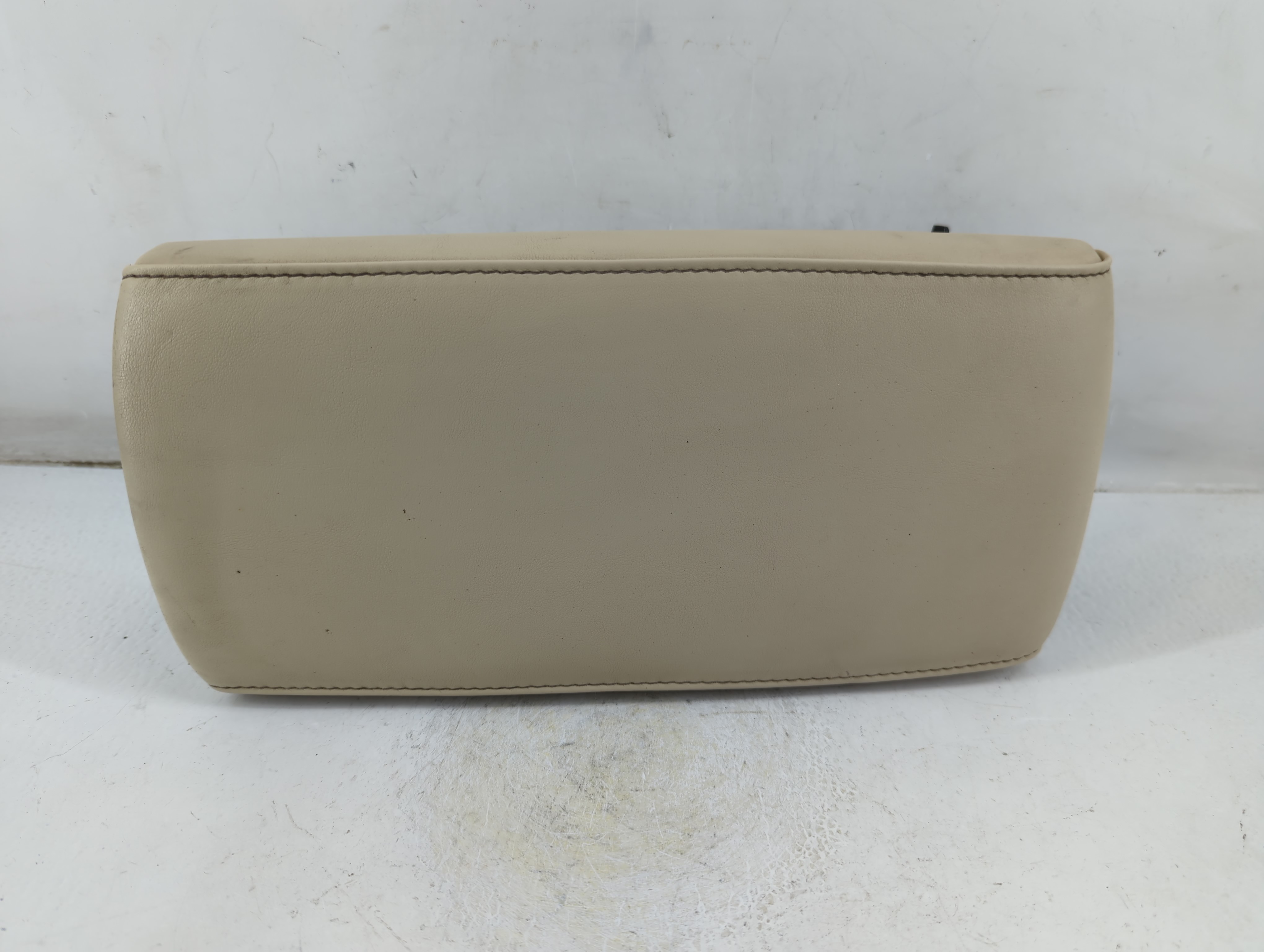 2013-2013 Lexus Es350 Center Console Armrest Cover Lid Tan 1047141 - Oemusedautoparts1.com