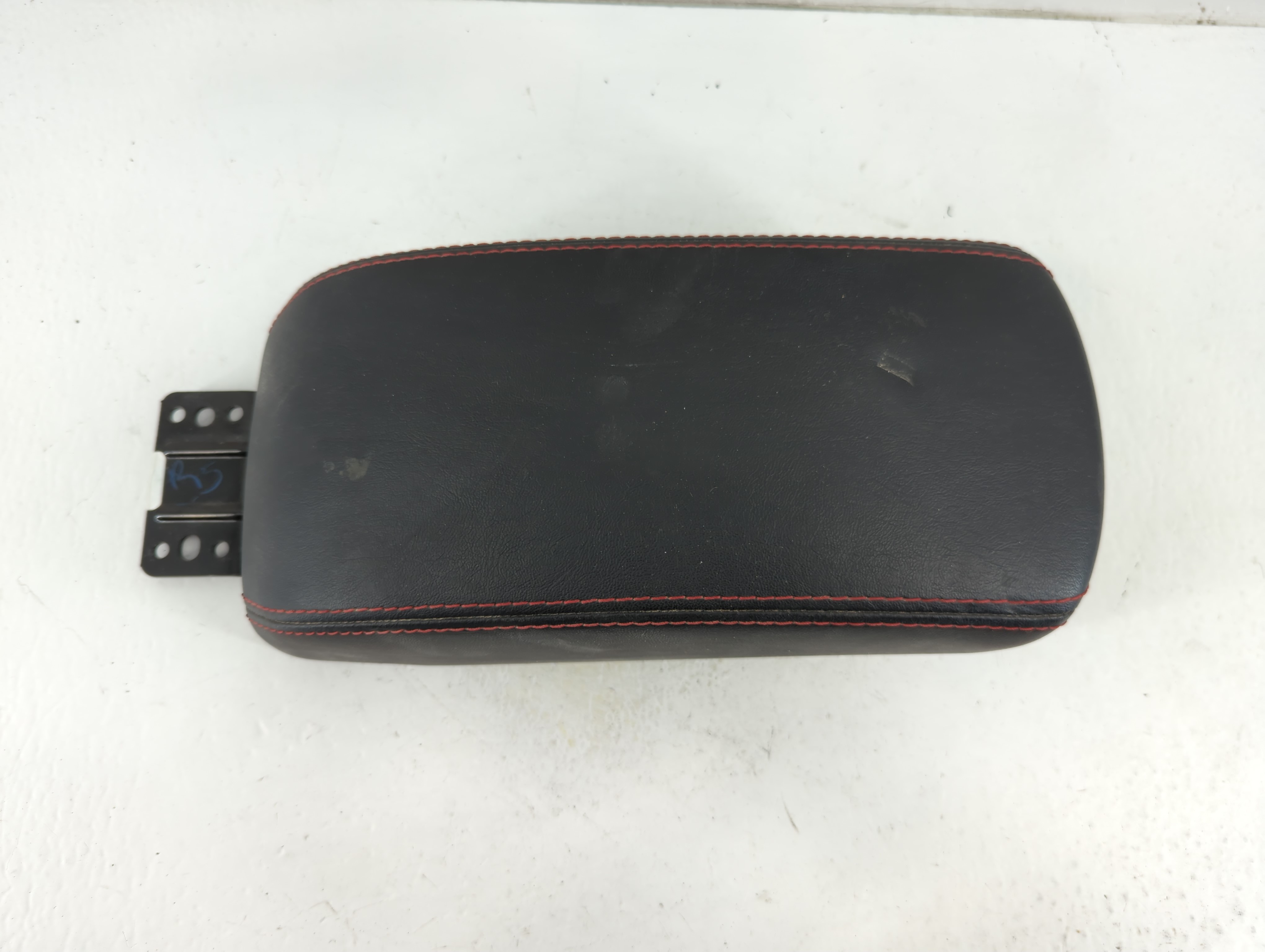 Picture of 2021 Jeep Compass Center Console Armrest Cover Lid Black 1047143