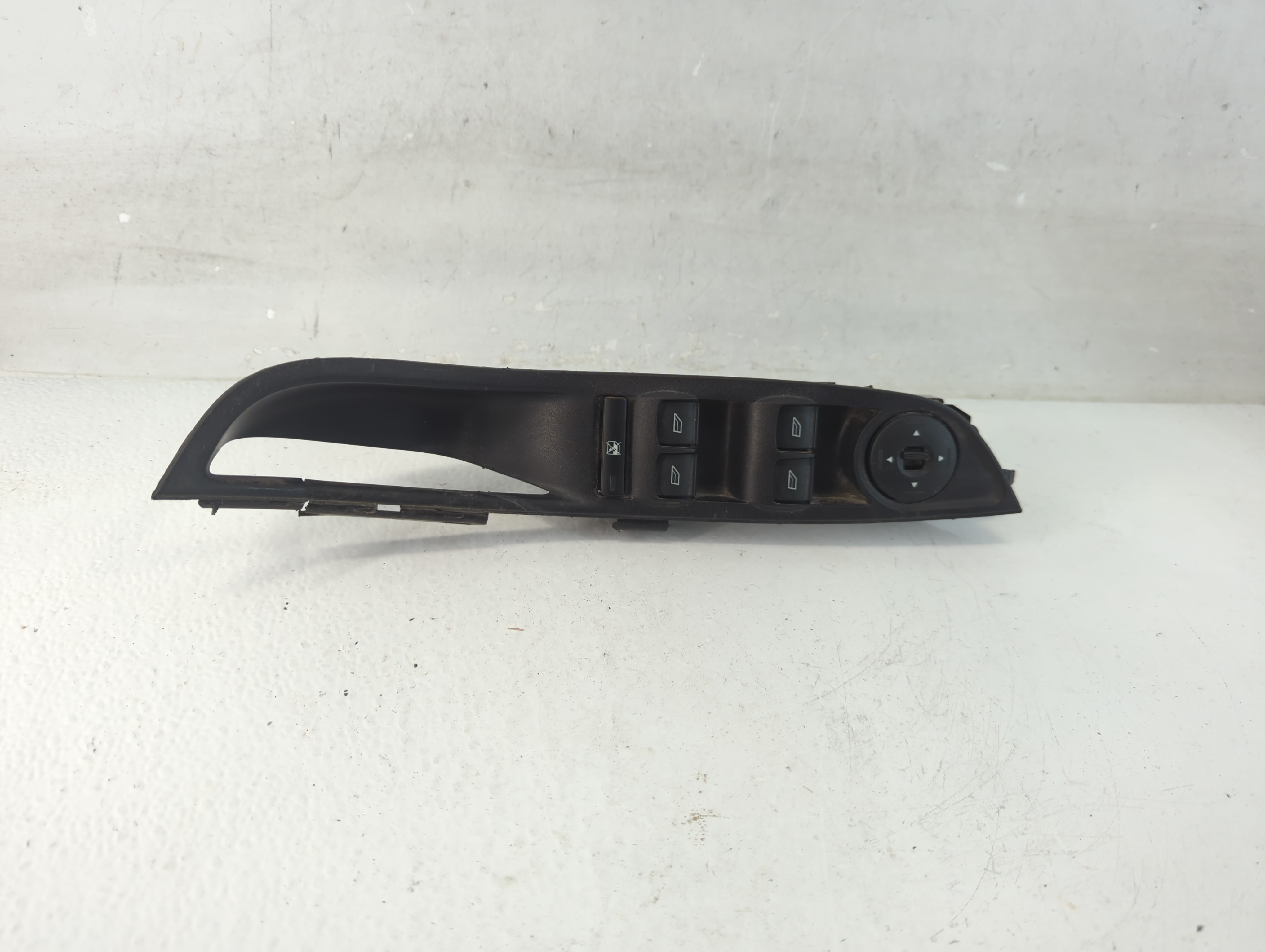 2012-2018 Ford Focus Driver Left Door Master Power Window Switch 1047164 - Oemusedautoparts1.com