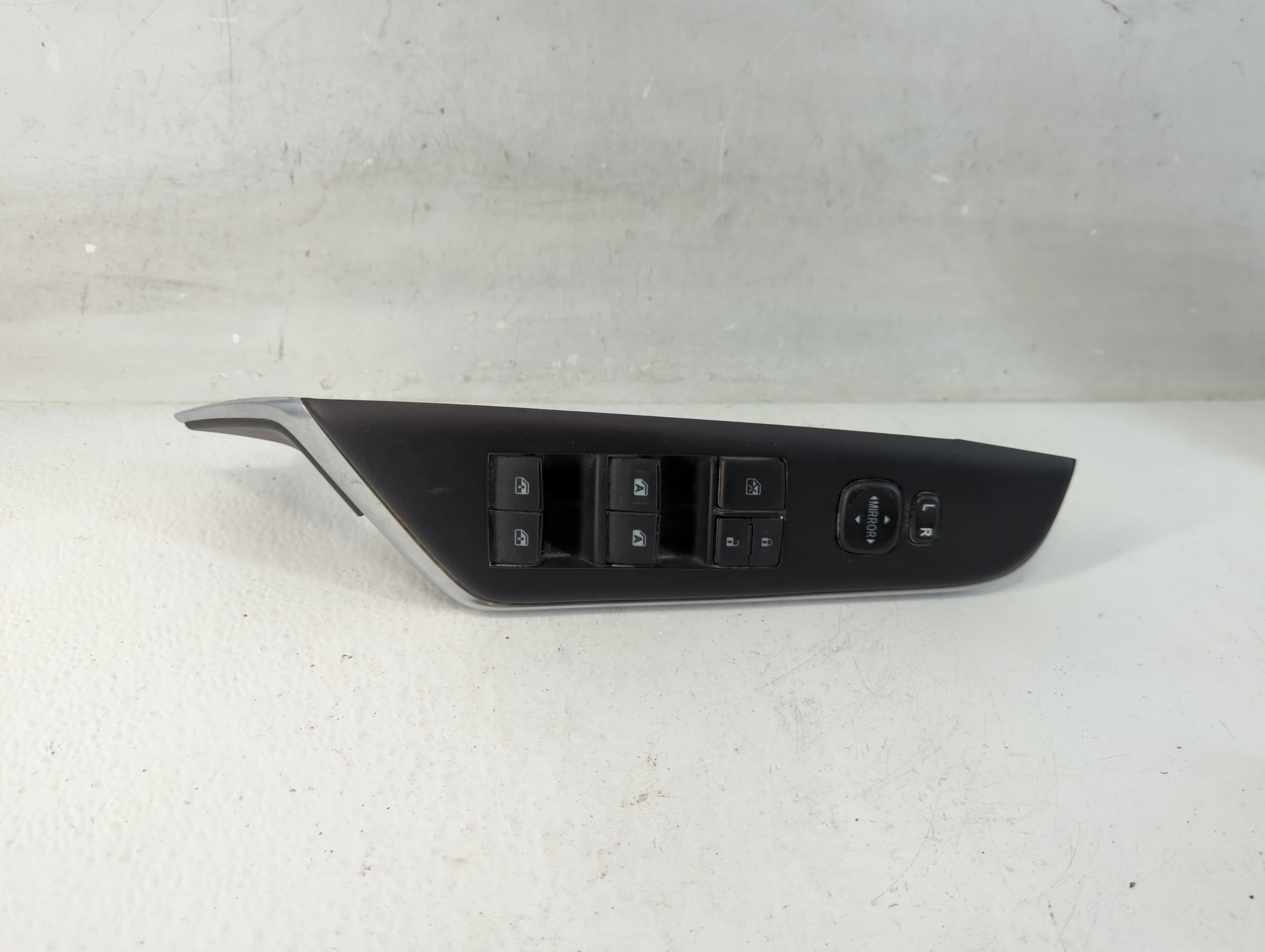 2015-2017 Toyota Camry Driver Left Door Master Power Window Switch 1047176 - Oemusedautoparts1.com