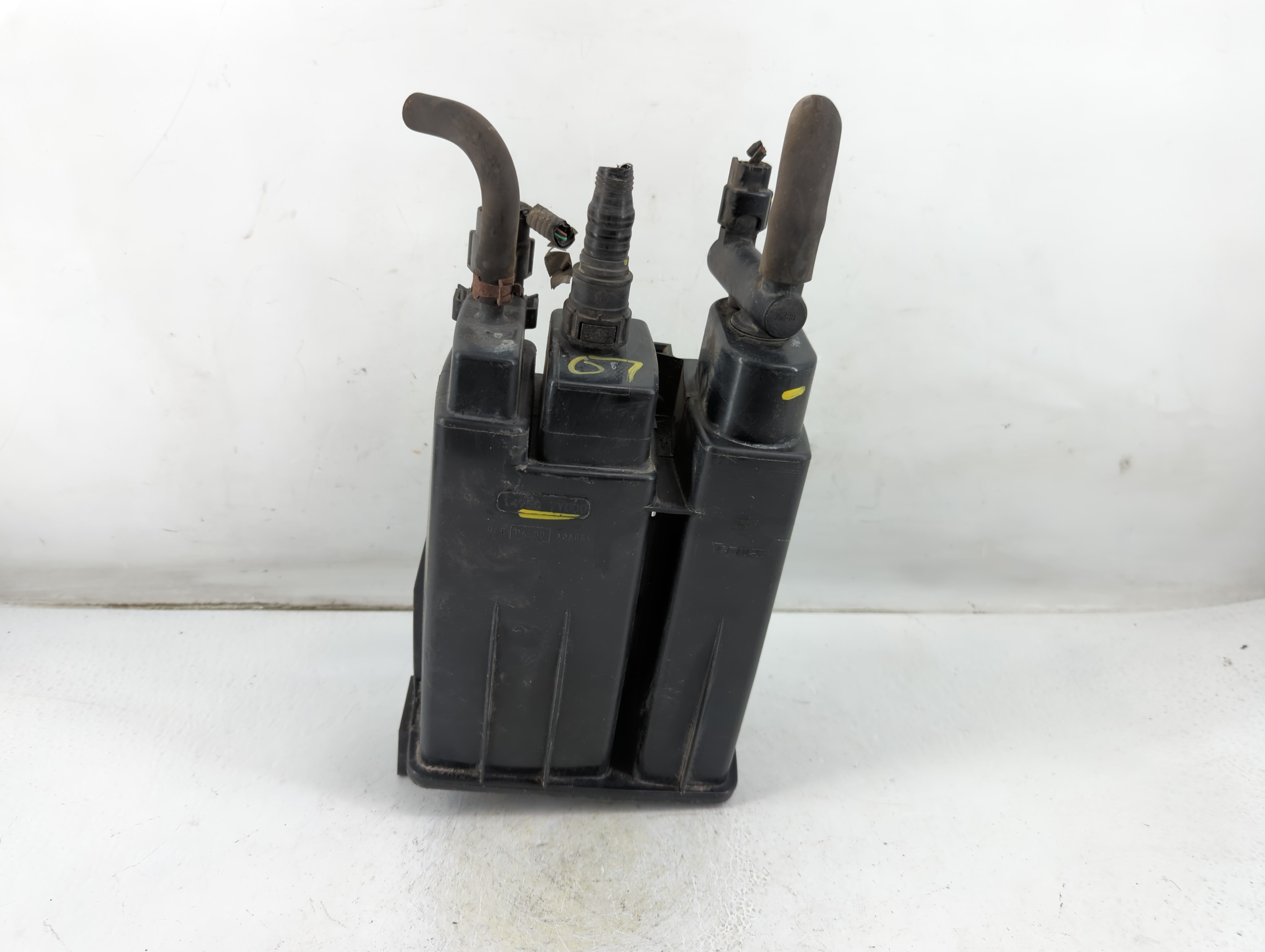 2009 Nissan Altima Fuel Vapor Charcoal Canister 1047181 - Oemusedautoparts1.com