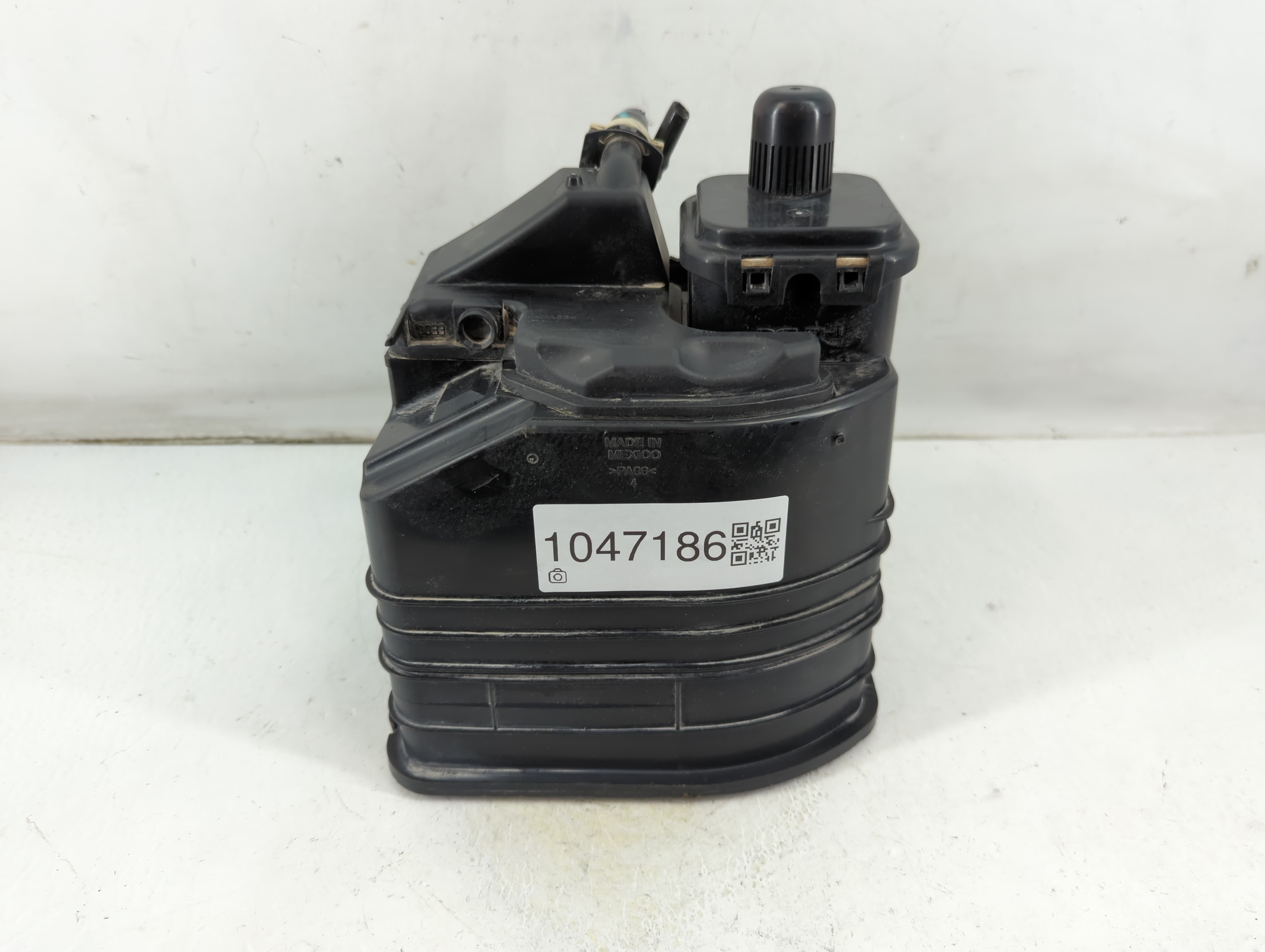 2014 Chevrolet Cruze Fuel Vapor Charcoal Canister 1047186 - Oemusedautoparts1.com