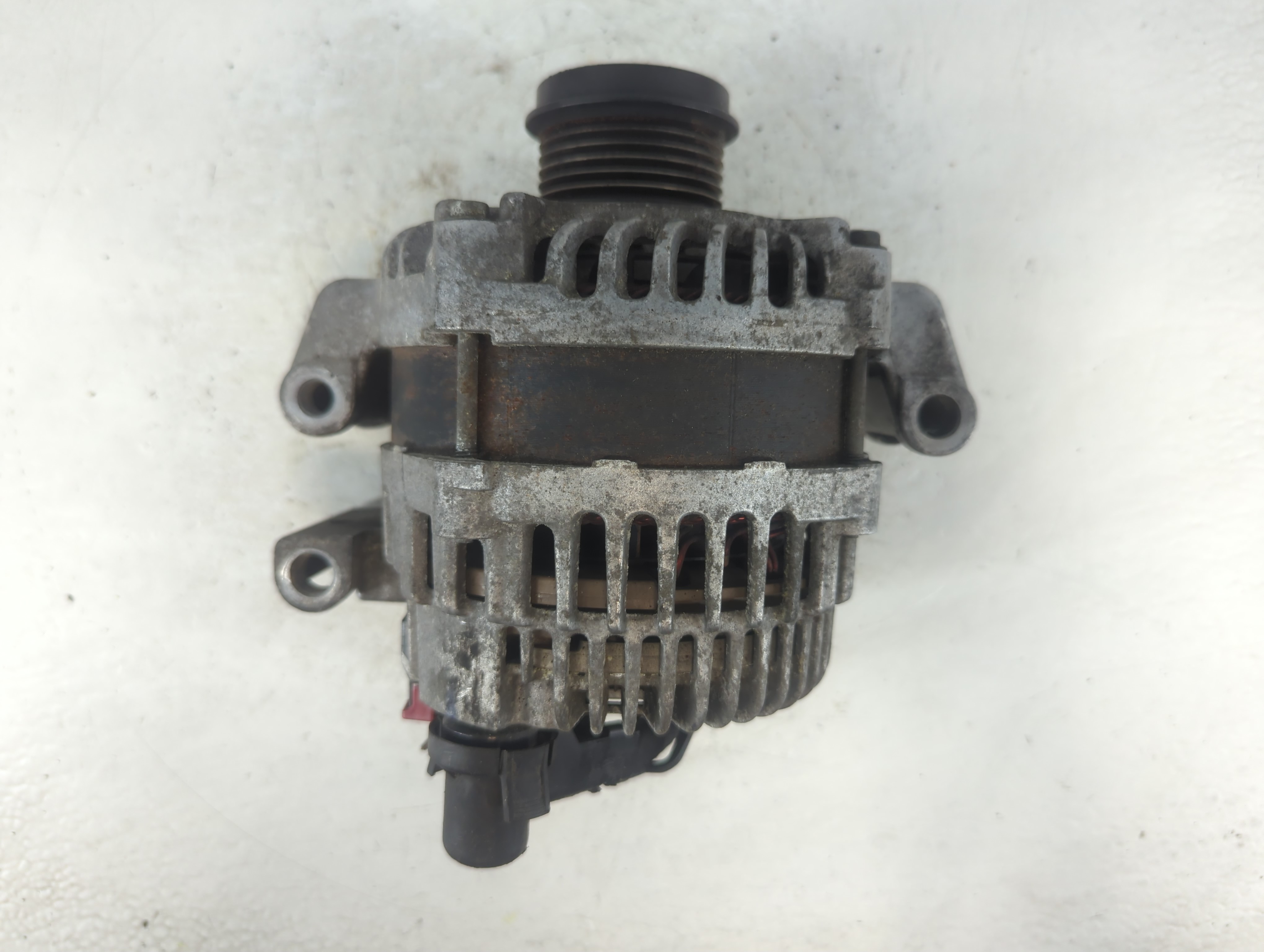2014 Jeep Cherokee Alternator Generator Charging Assembly Engine Oem 1047220 - Oemusedautoparts1.com