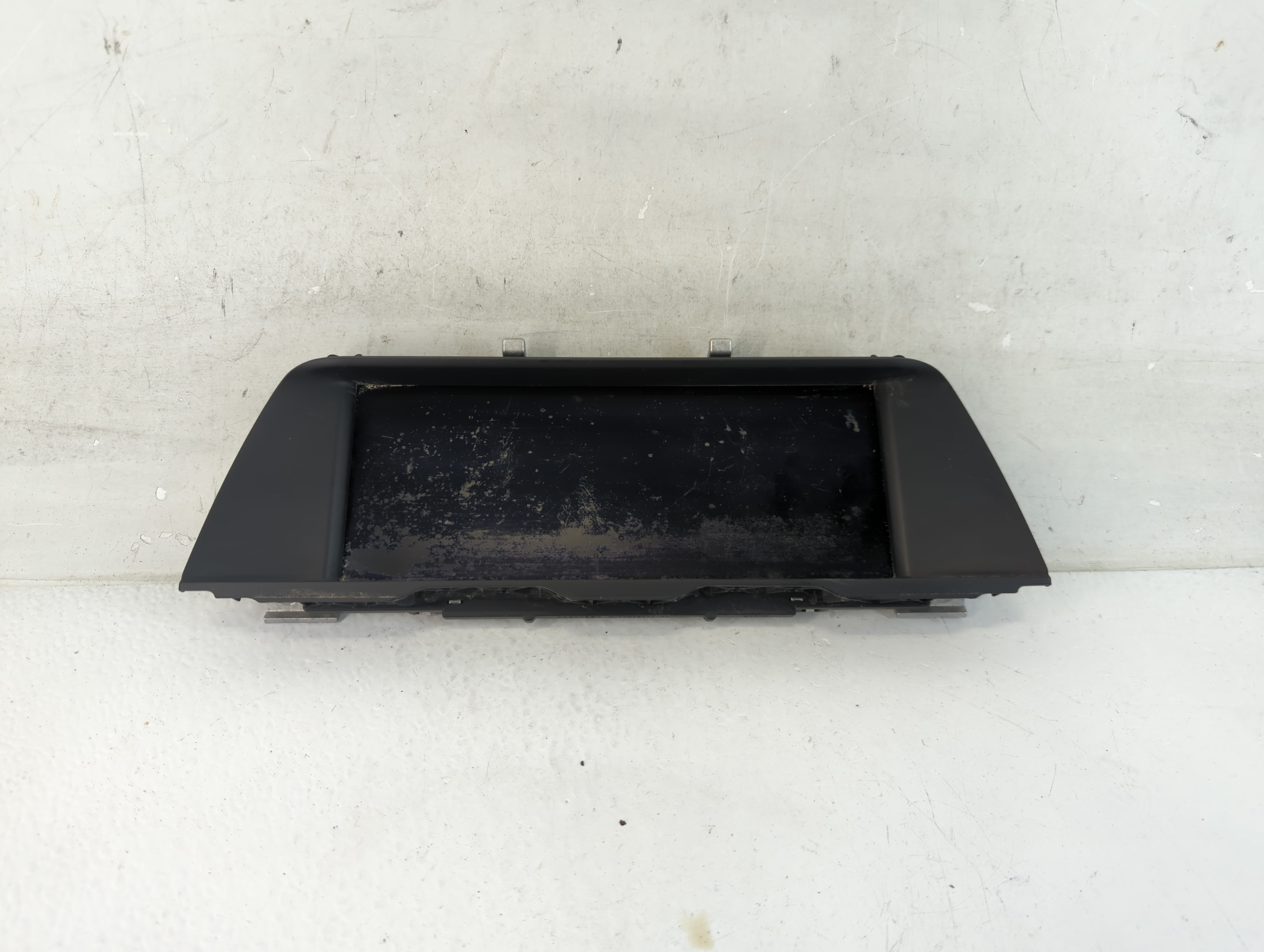 2011-2016 Bmw 550i Information Display Screen 1047245 - Oemusedautoparts1.com