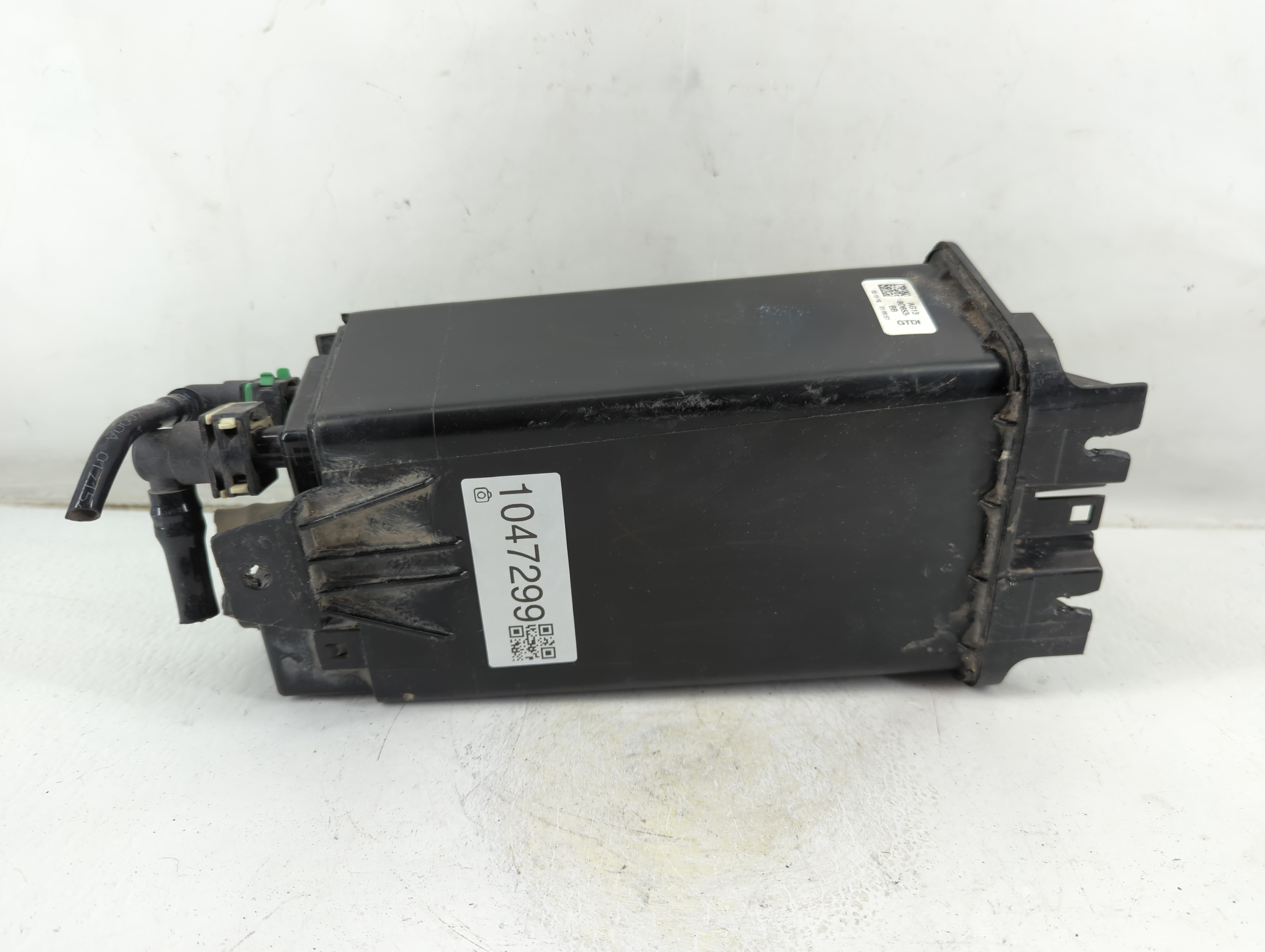2016 Ford Explorer Fuel Vapor Charcoal Canister 1047299 - Oemusedautoparts1.com