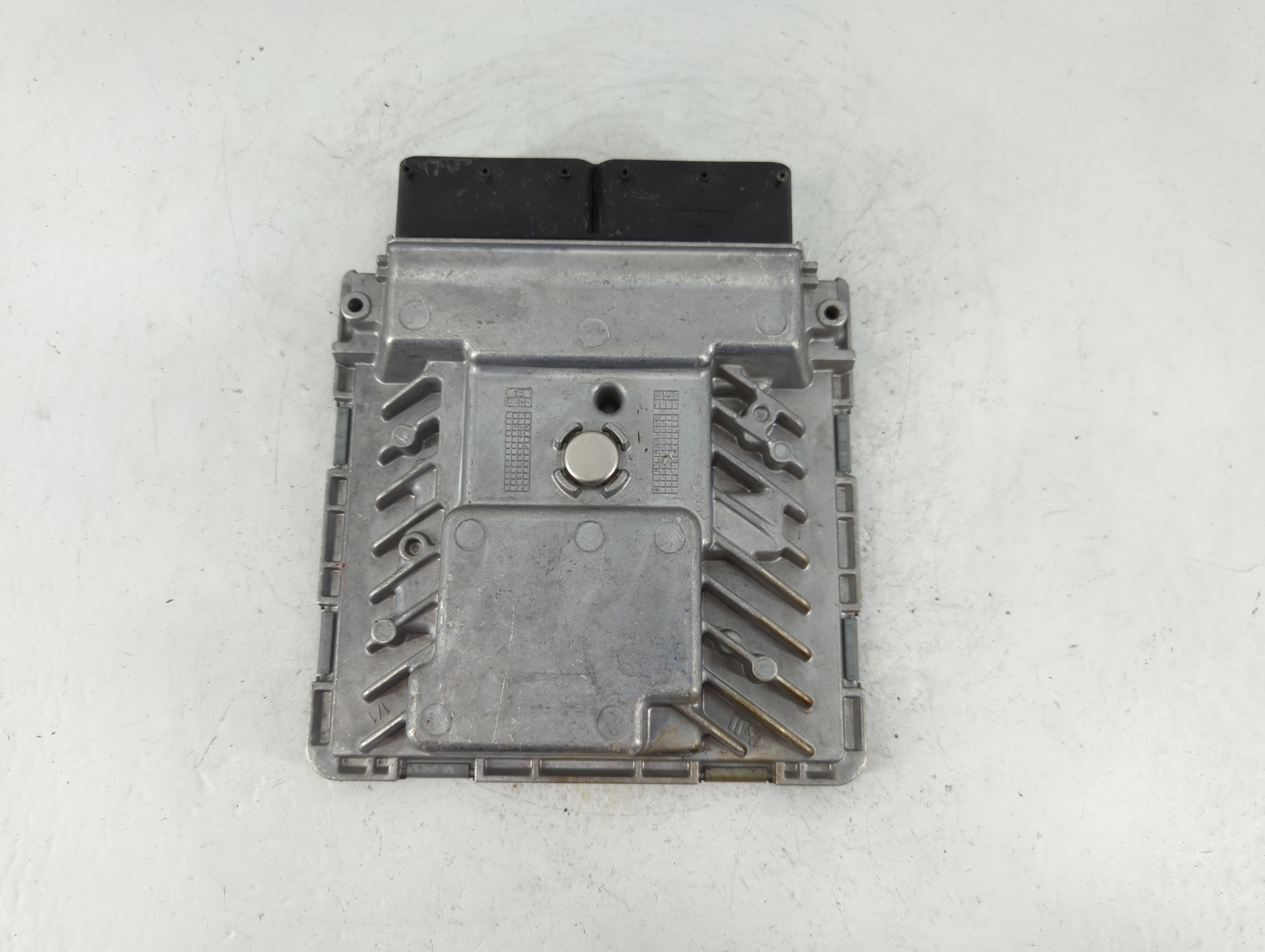 Picture of 2014-2014 Volkswagen Jetta Engine Control Computer Ecu Pcm Ecm Pcu Oem 1047722