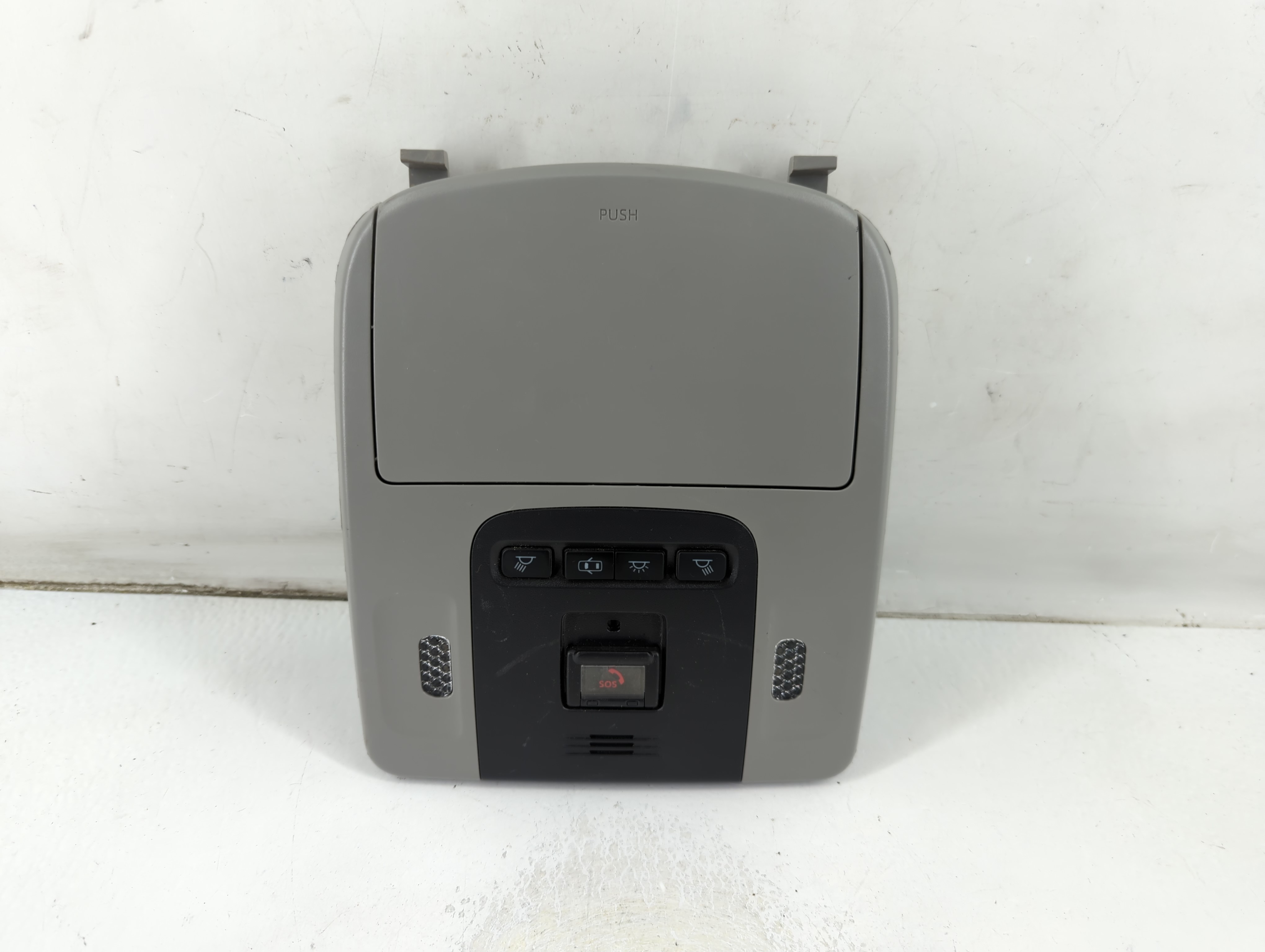 2020 Toyota Camry Overhead Roof Console 1047723 - Oemusedautoparts1.com