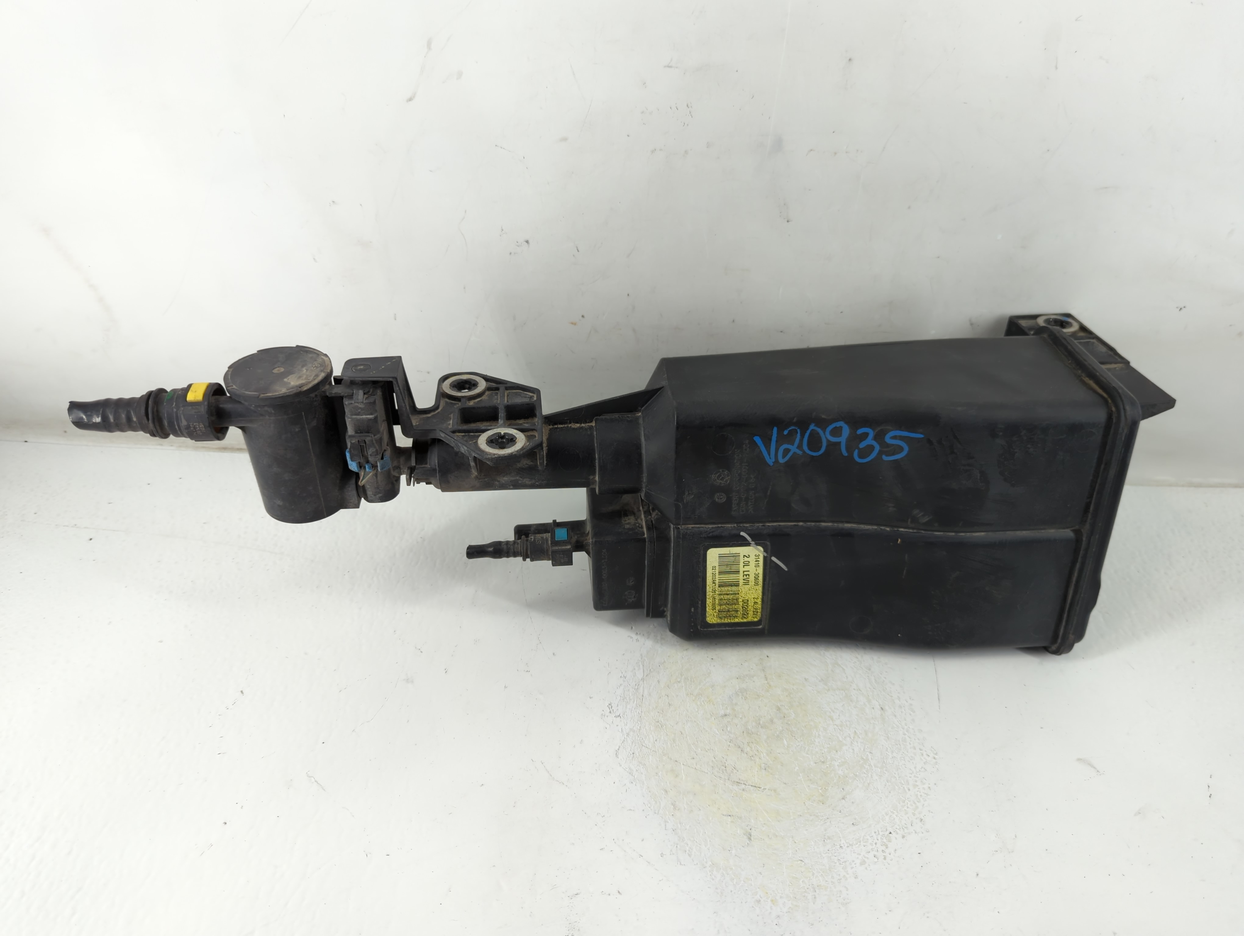 2012 Kia Optima Fuel Vapor Charcoal Canister 1047773 - Oemusedautoparts1.com