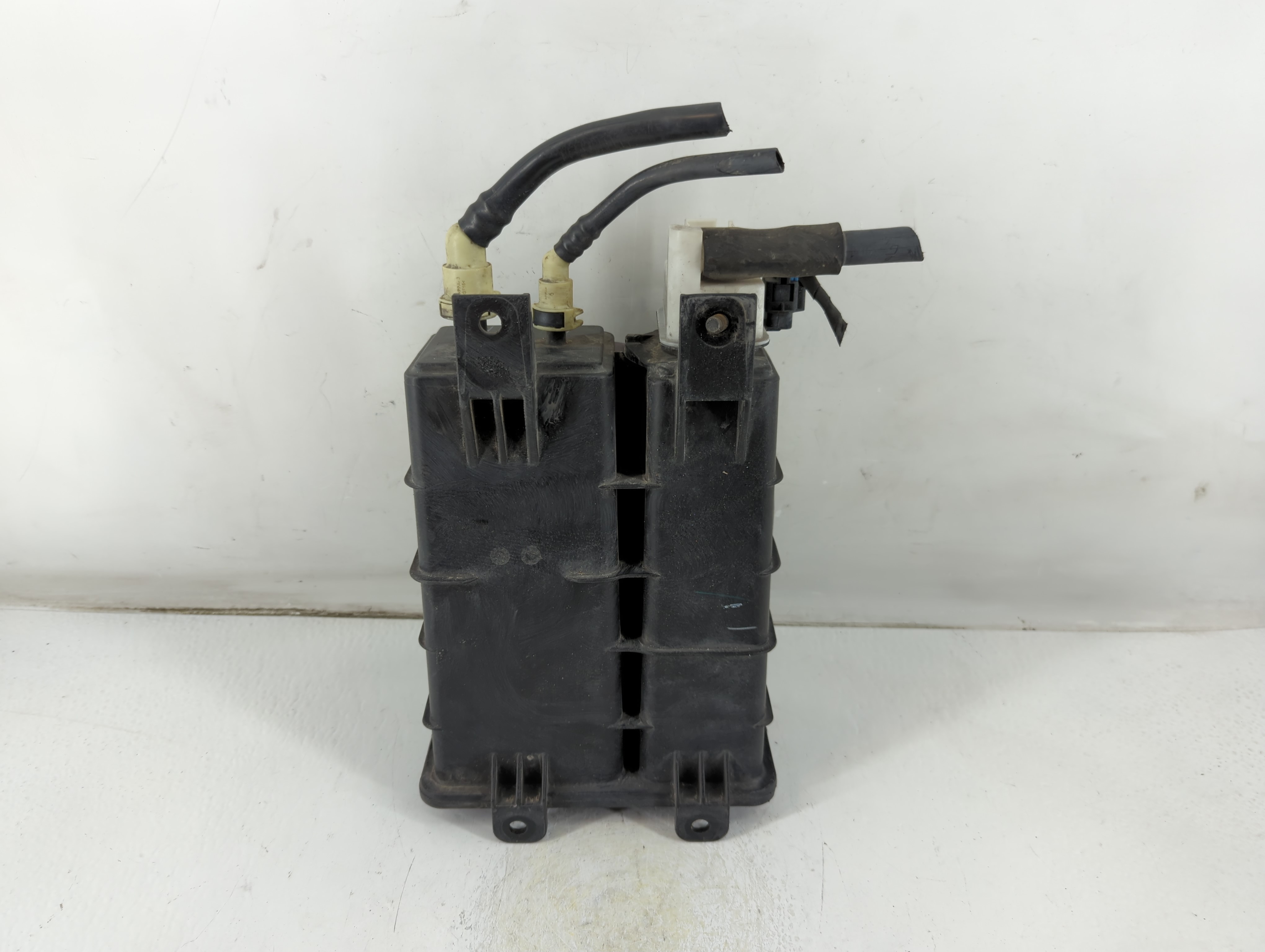 2013 Dodge Journey Fuel Vapor Charcoal Canister 1047775 - Oemusedautoparts1.com