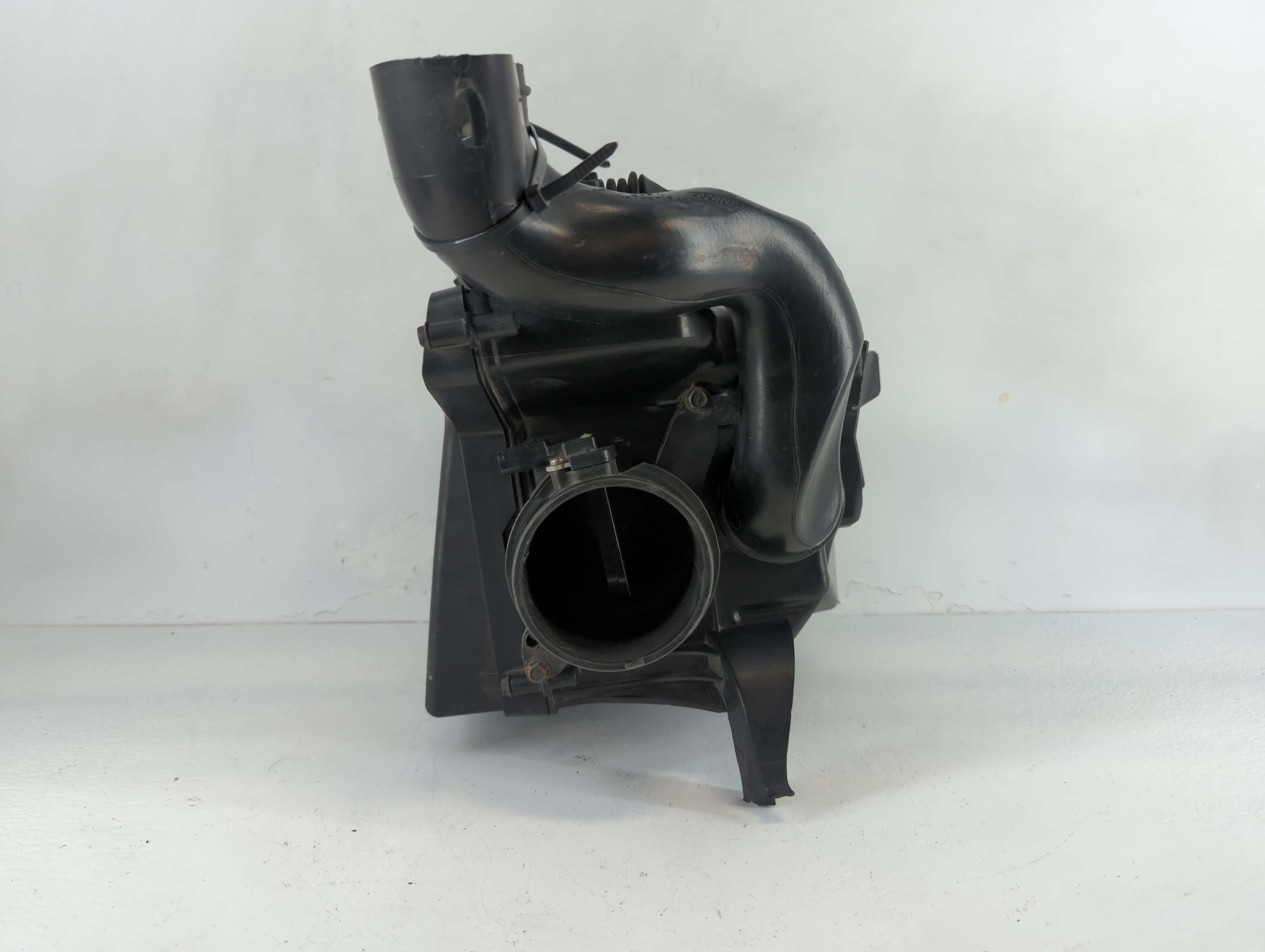 2012-2014 Ford Focus Air Cleaner Intake-duct Hose Tube 1047851 - Oemusedautoparts1.com