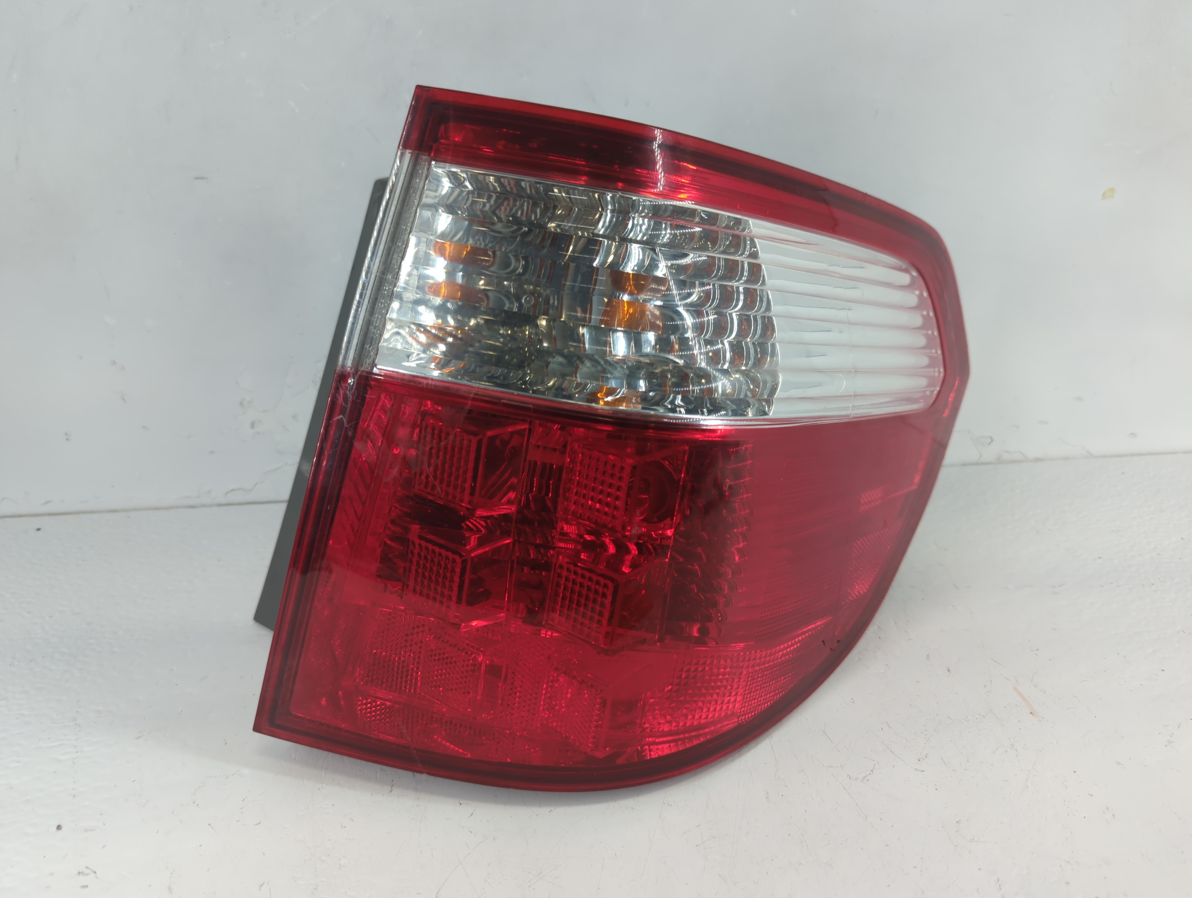 2007-2007 Honda Odyssey Passenger Right Side Tail Light Taillight Oem 1047922 - Oemusedautoparts1.com