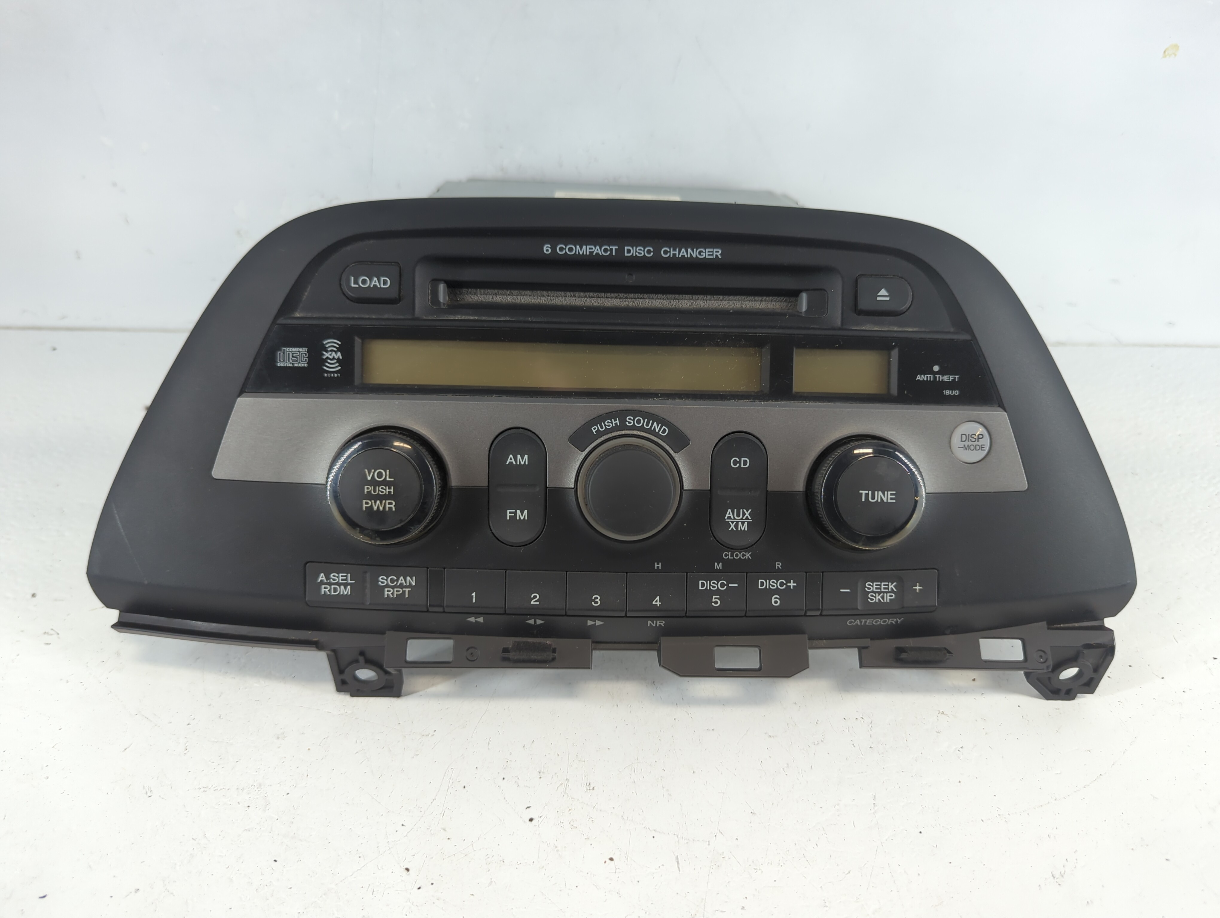 Picture of 2005-2010 Honda Odyssey Am Fm Cd Player Radio Receiver 1047926