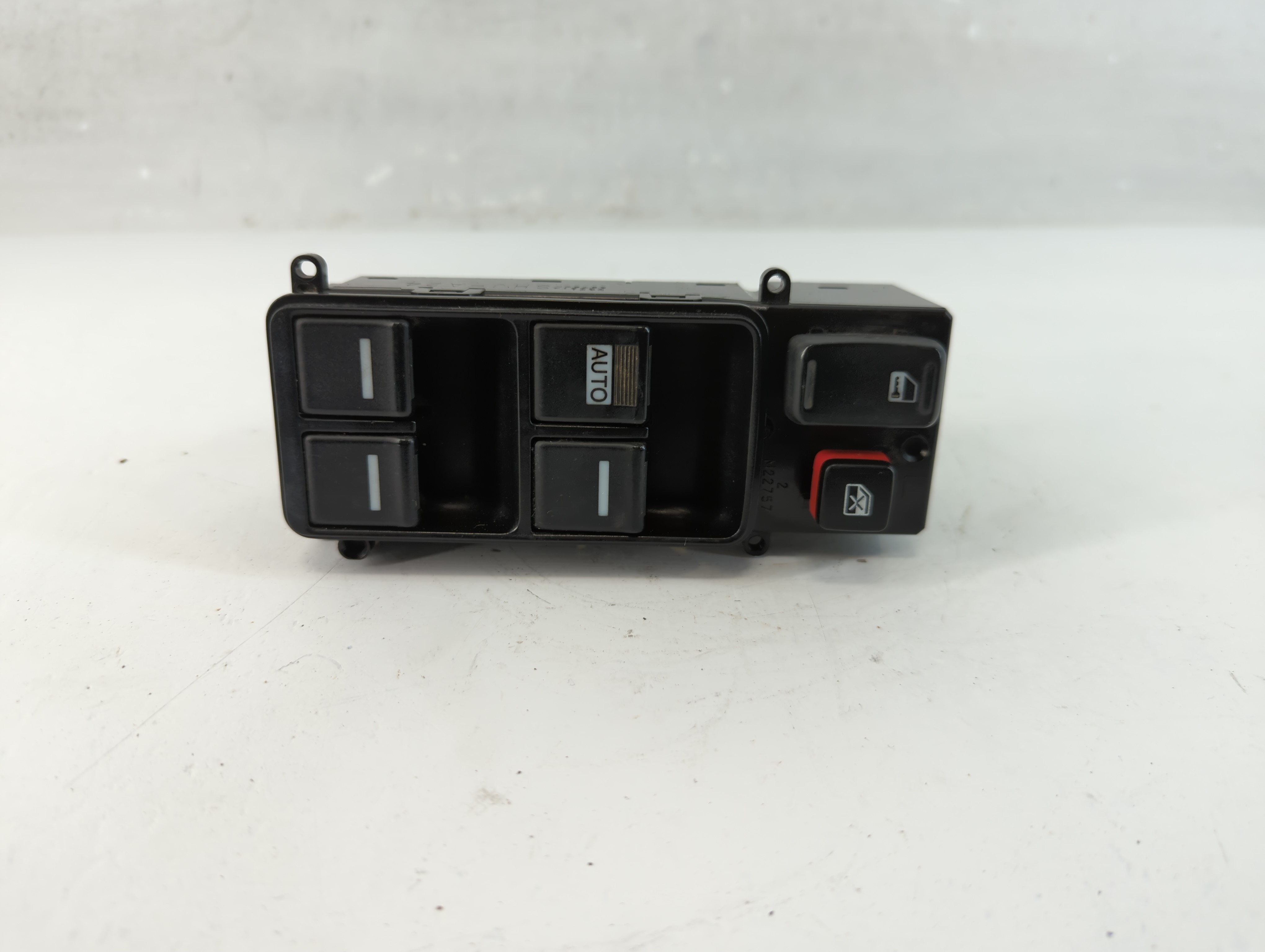 Picture of 2005-2010 Honda Odyssey Driver Left Door Master Power Window Switch 1047931