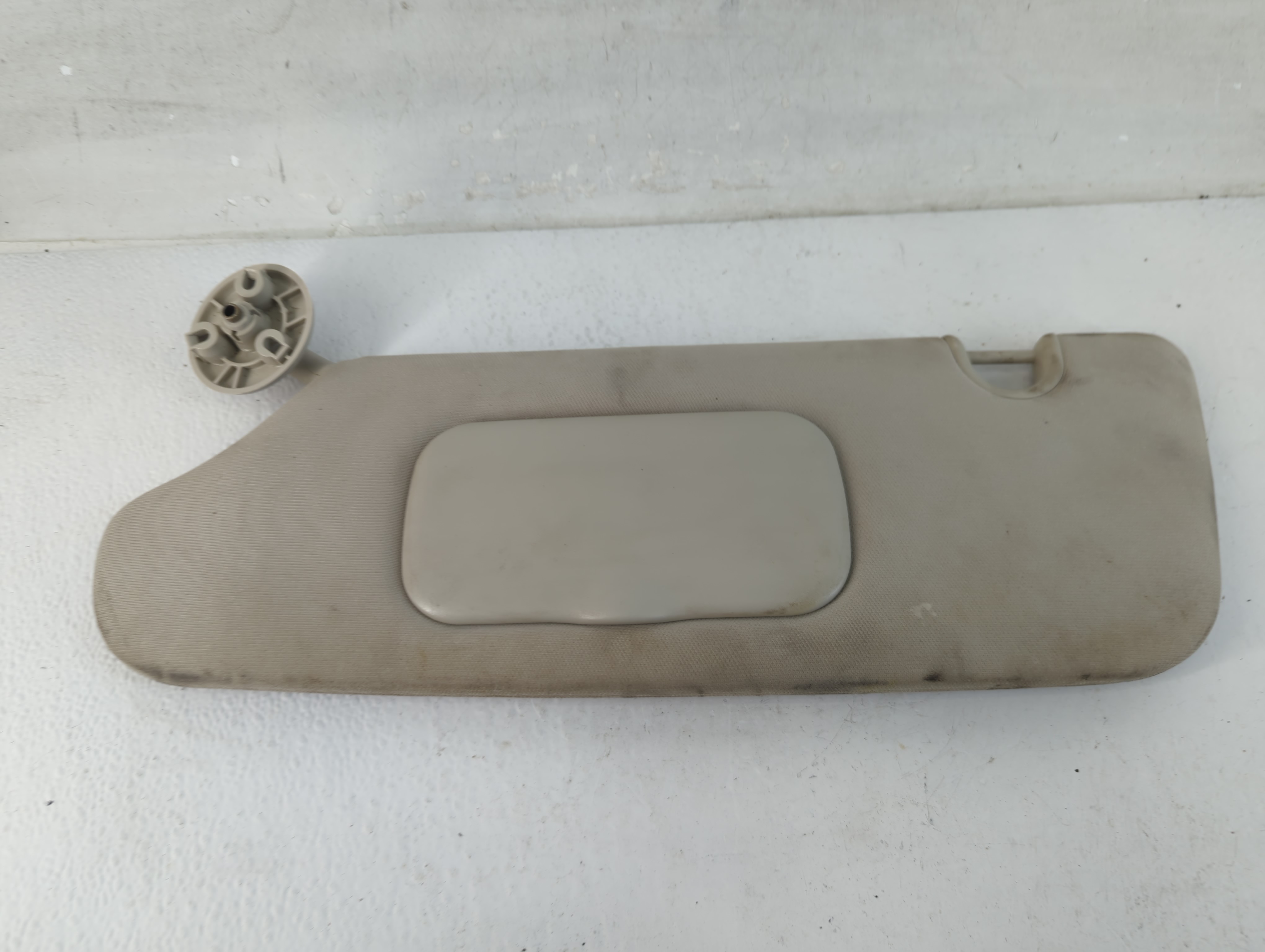 2011-2020 Dodge Grand Caravan Driver Sun Visor Mirror Left Sunvisor 1048044 - Oemusedautoparts1.com