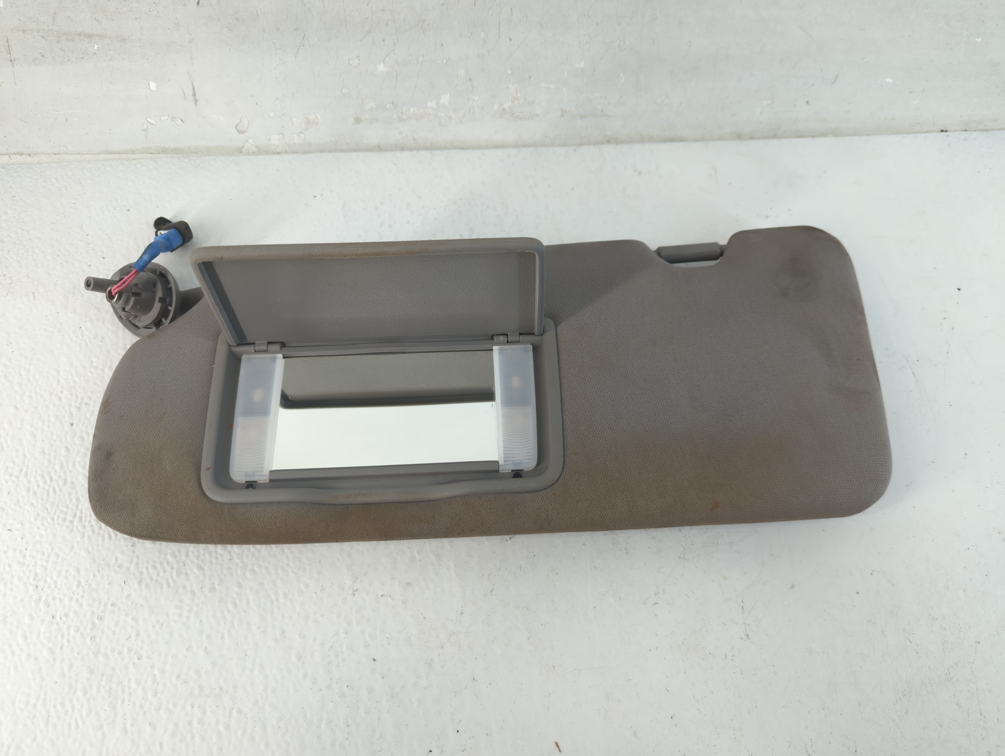 2017-2019 Honda Cr-v Passenger Sun Visor Mirror Right Sunvisor Gray 1048064 - Oemusedautoparts1.com