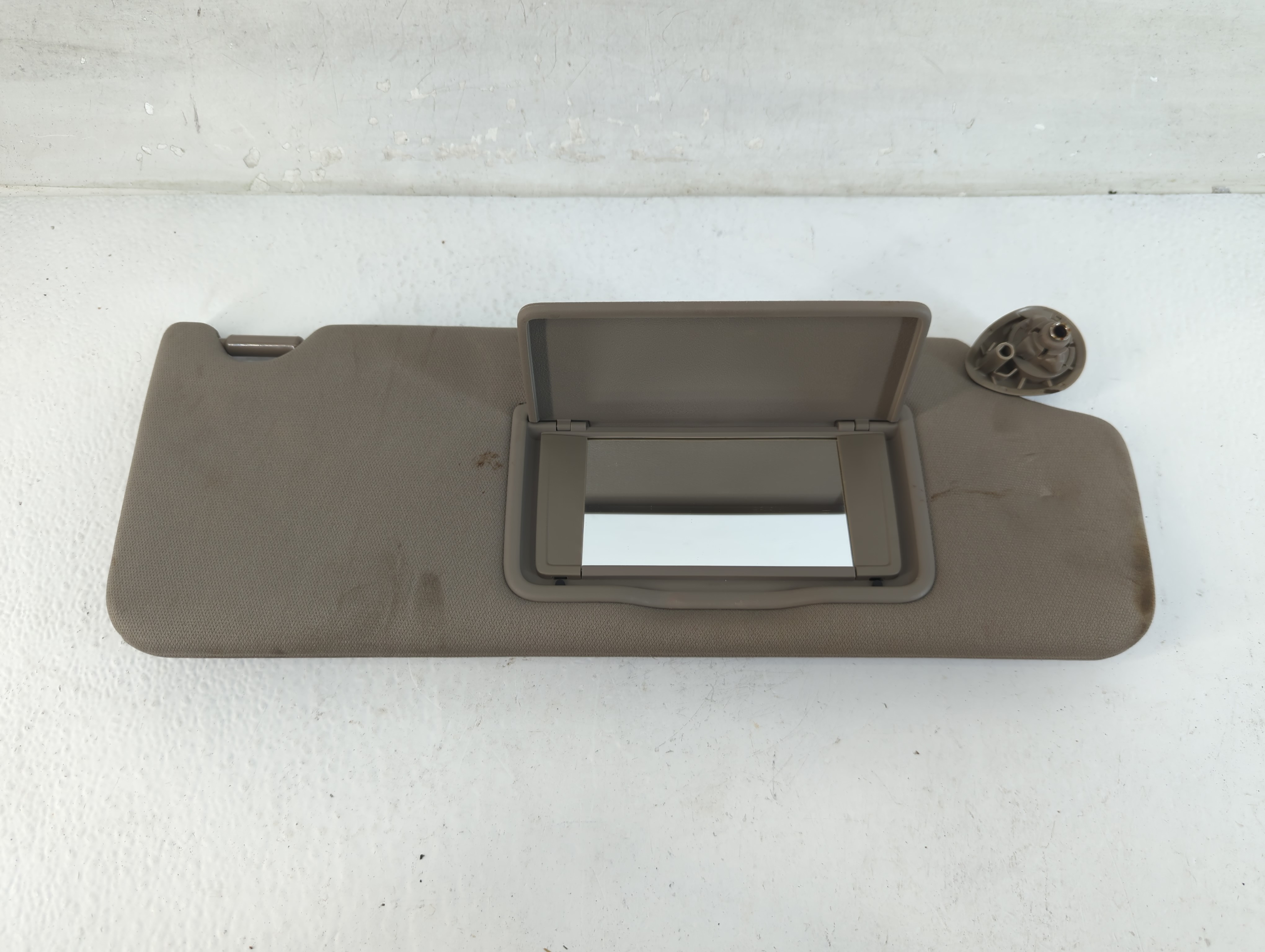 2017-2019 Honda Ridgeline Passenger Sun Visor Mirror Right Sunvisor 1048081 - Oemusedautoparts1.com