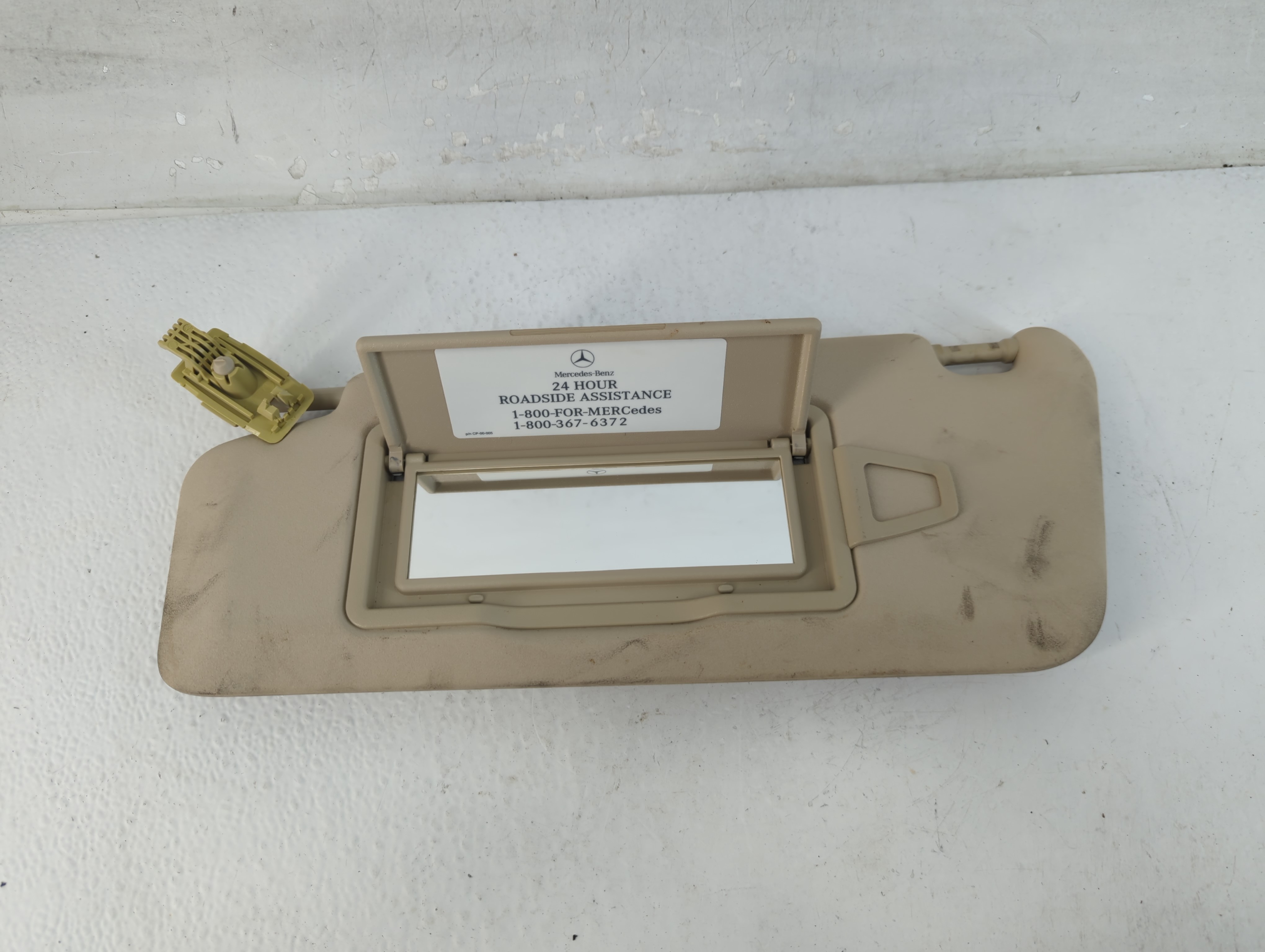 2008-2014 Mercedes-benz C300 Driver Sun Visor Mirror Left Sunvisor Beige 1048084 - Oemusedautoparts1.com