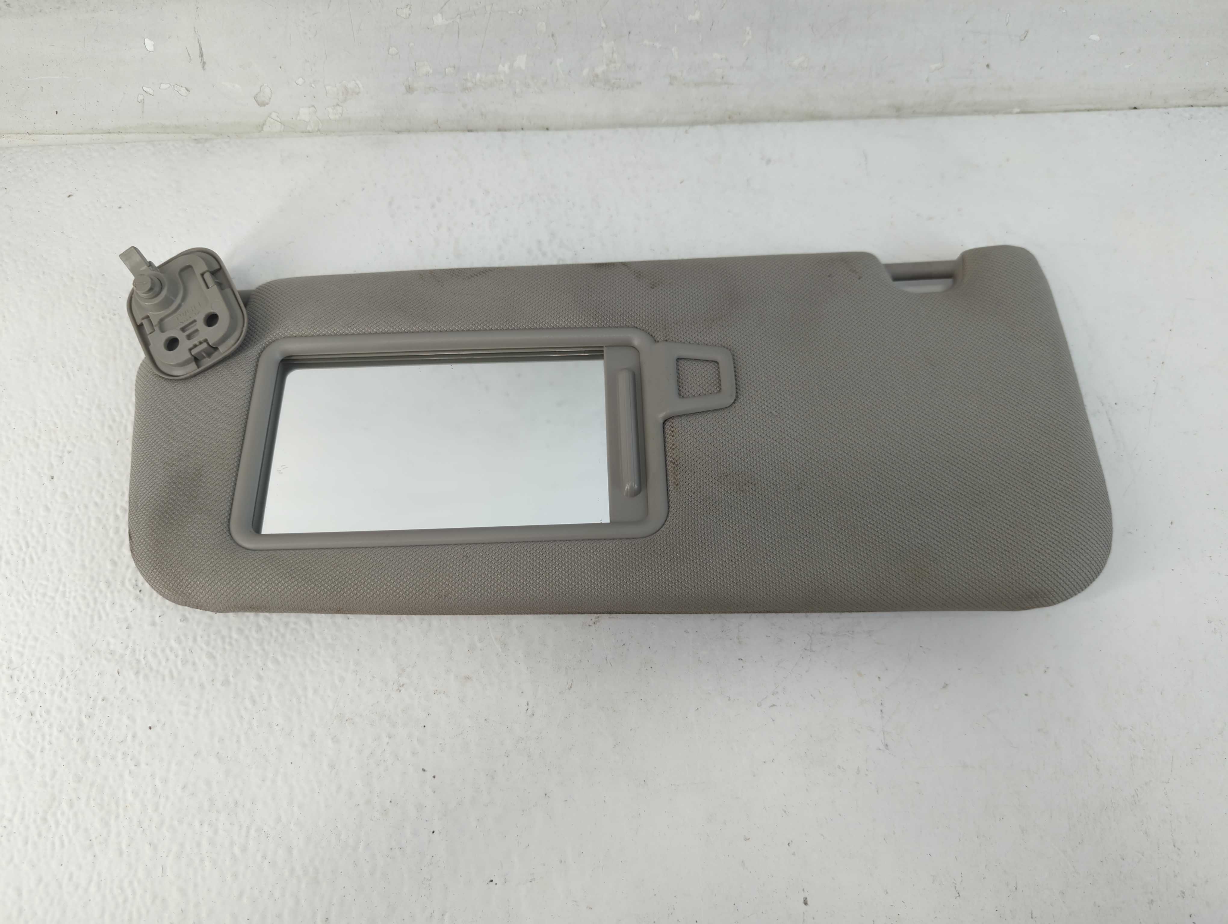 Picture of 2019-2021 Hyundai Santa Fe Passenger Sun Visor Mirror Right Sunvisor 1048122