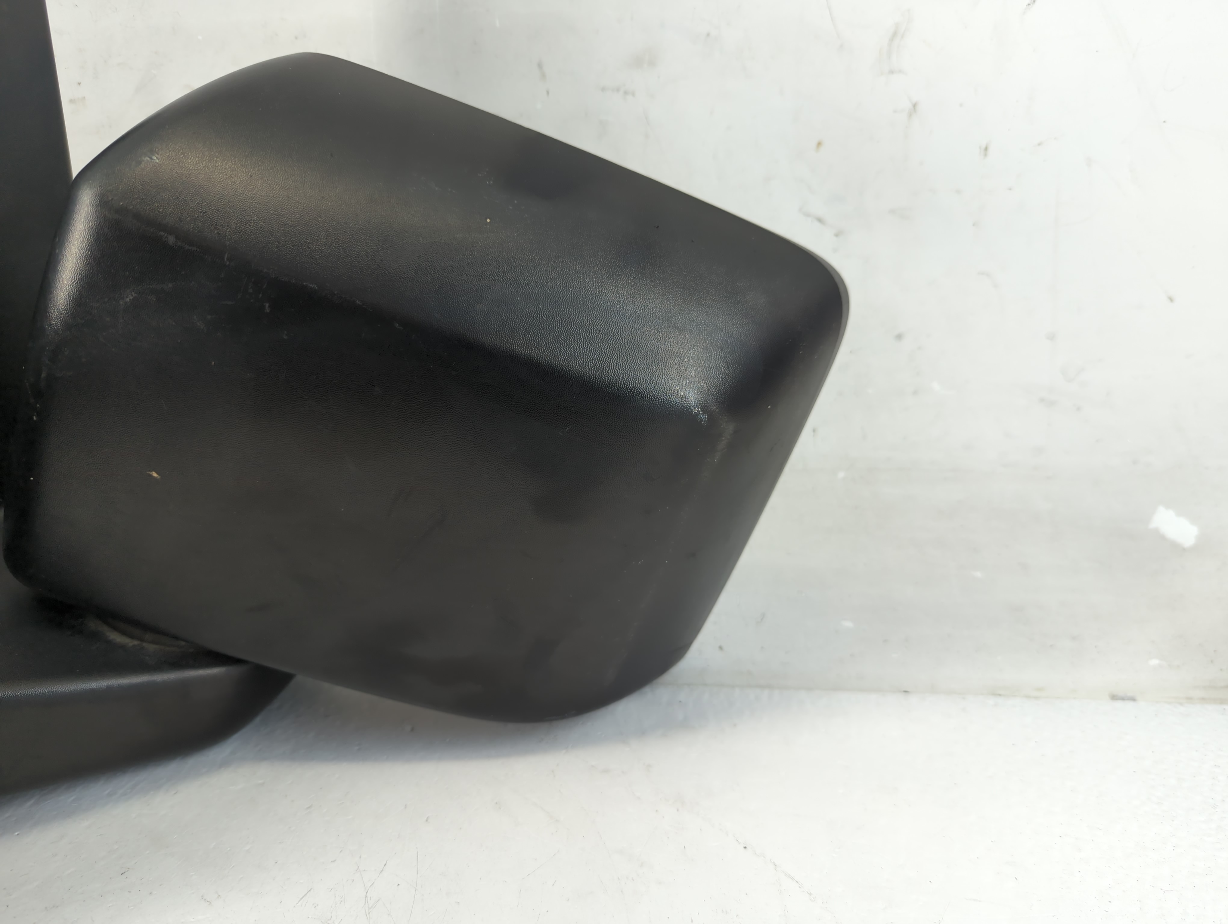 2004-2008 Ford F-150 Driver Left Side View Power Door Mirror Black 1048159 - Oemusedautoparts1.com