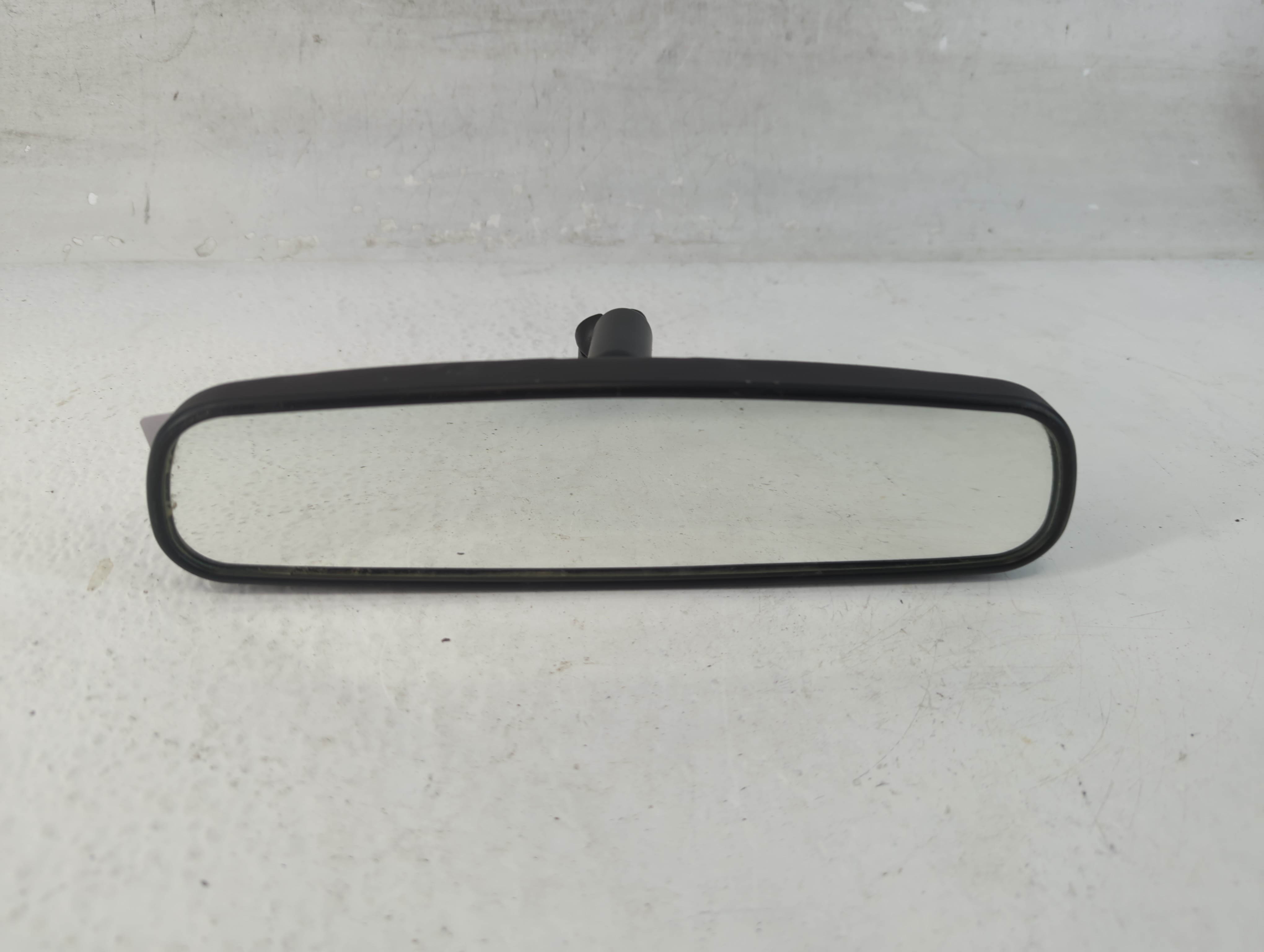 2017-2019 Ford Escape Interior Rear View Mirror Oem 1048192 - Oemusedautoparts1.com
