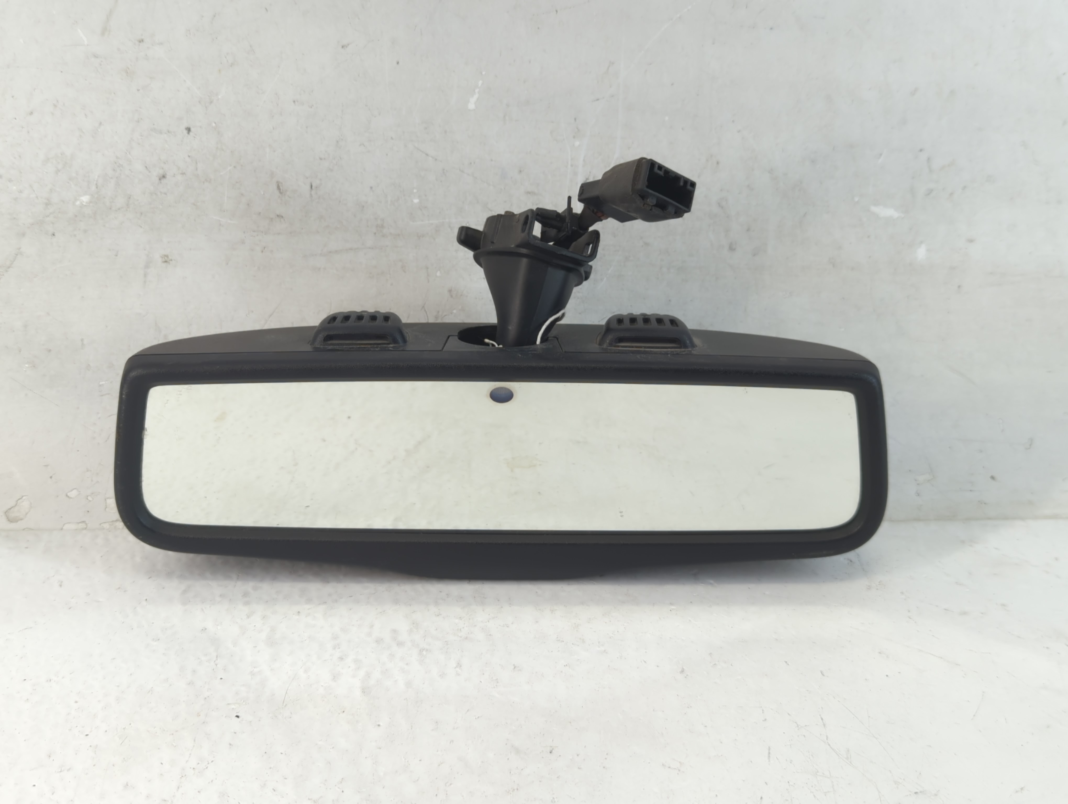 Dodge Journey Interior Rear View Mirror Oem 1048212 - Oemusedautoparts1.com
