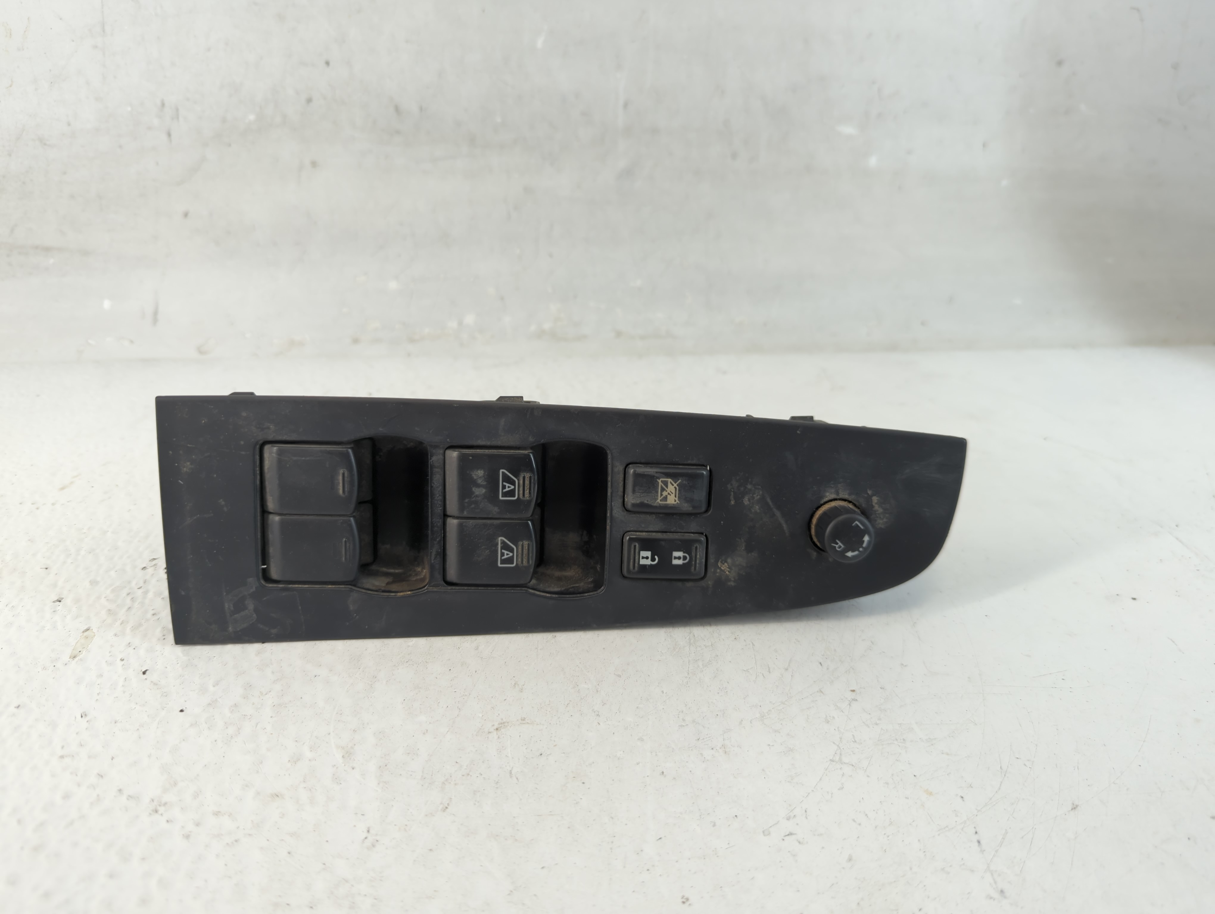 2007-2012 Nissan Altima Driver Left Door Master Power Window Switch 1048242 - Oemusedautoparts1.com