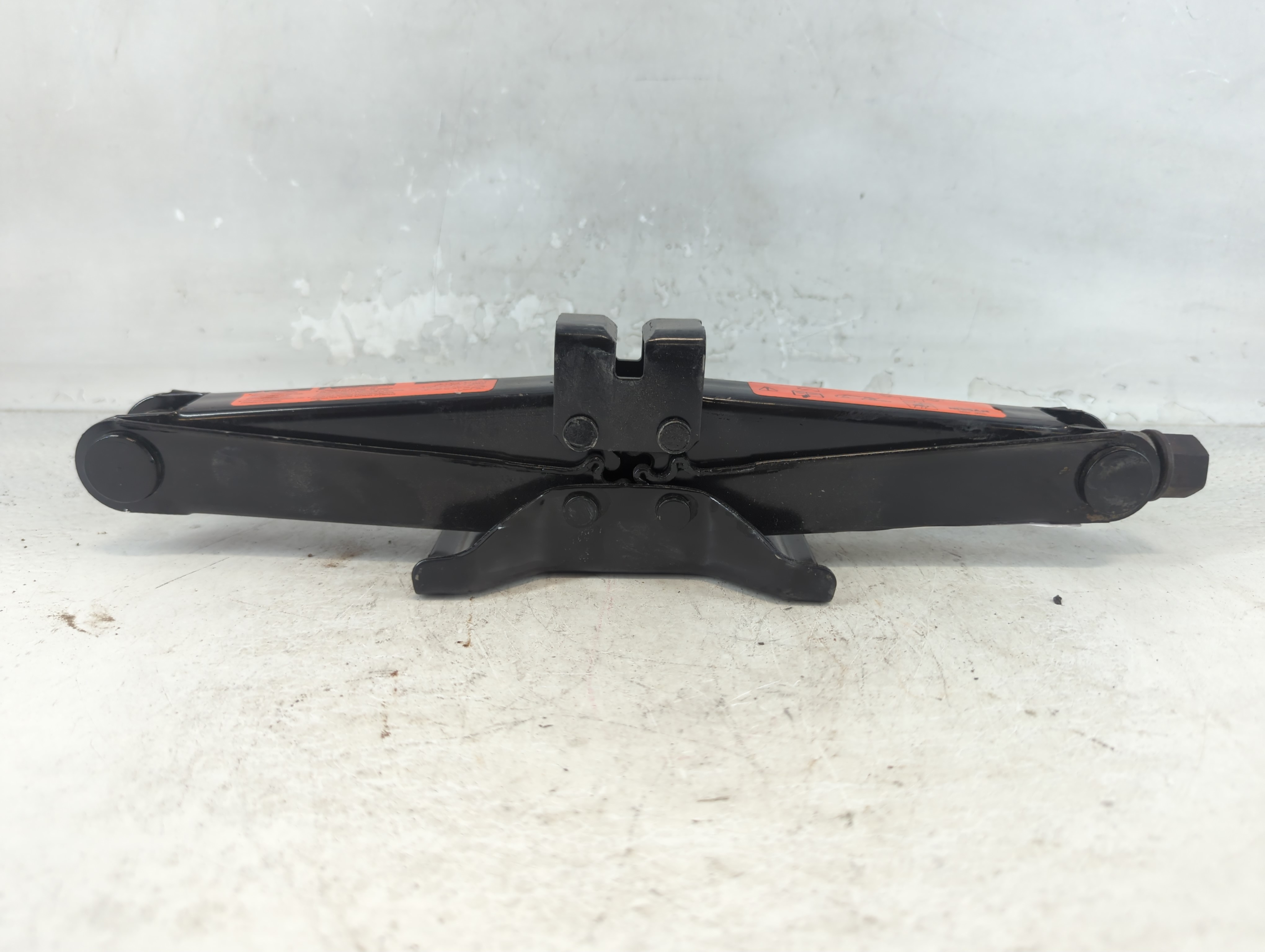 2009 Nissan Altima Spare Scissor Car Jack 1048262 - Oemusedautoparts1.com