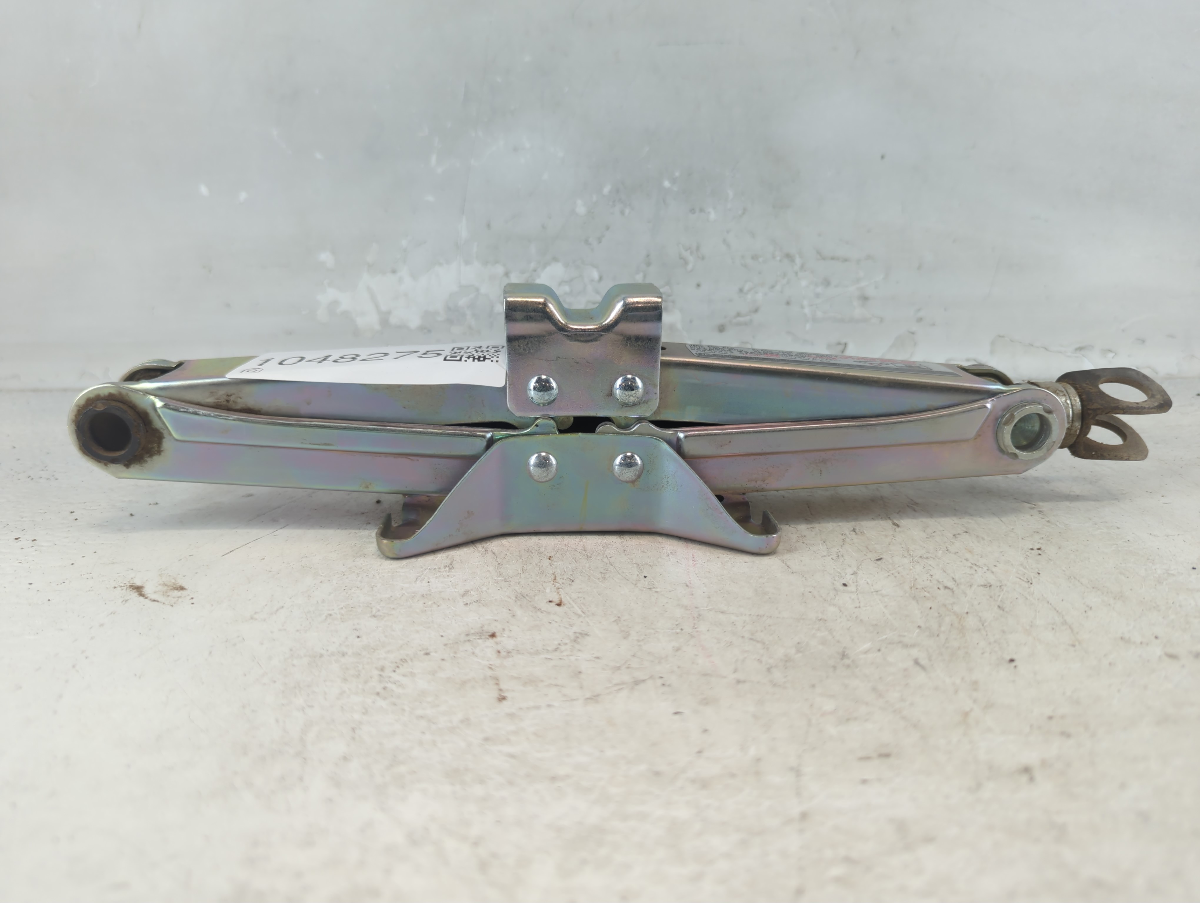 2020 Honda Fit Spare Scissor Car Jack 1048275 - Oemusedautoparts1.com